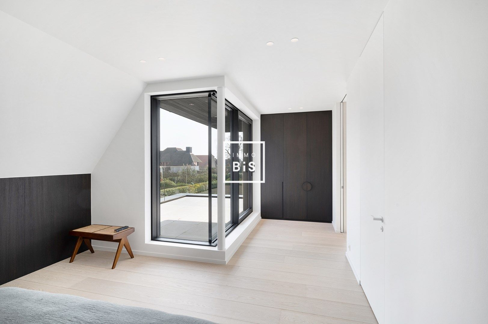 Prachtige nieuwbouwvilla met hoogwaardige afwerking in een residentiële wijk te Knokke foto 24