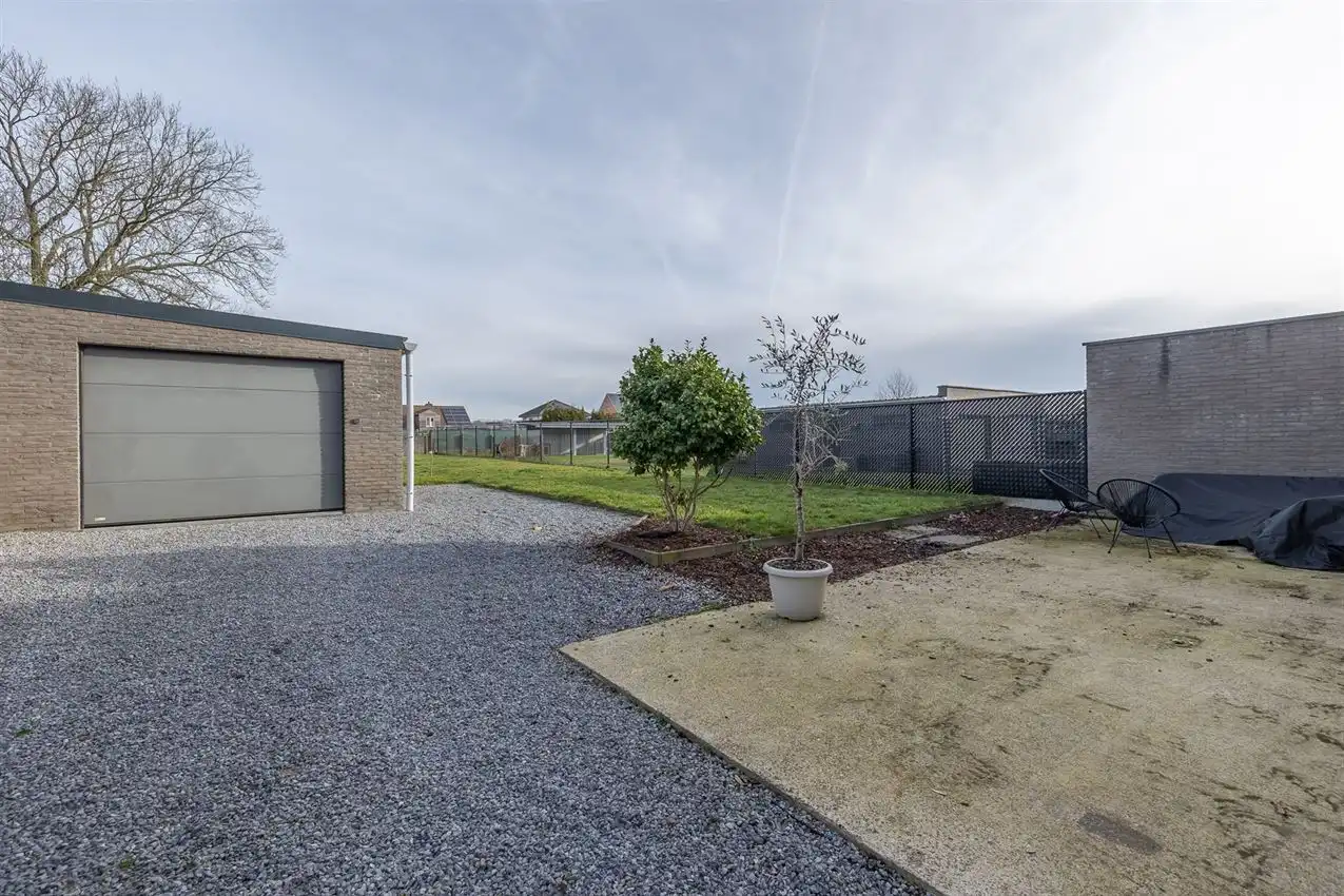 Energiezuinige gezinswoning met 4slk en omheinde tuin foto 37