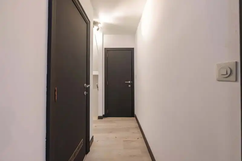 ✨ Instapklaar en vernieuwd appartement met 3 slaapkamers en 2 terrassen in het hart van Wakken! foto 3