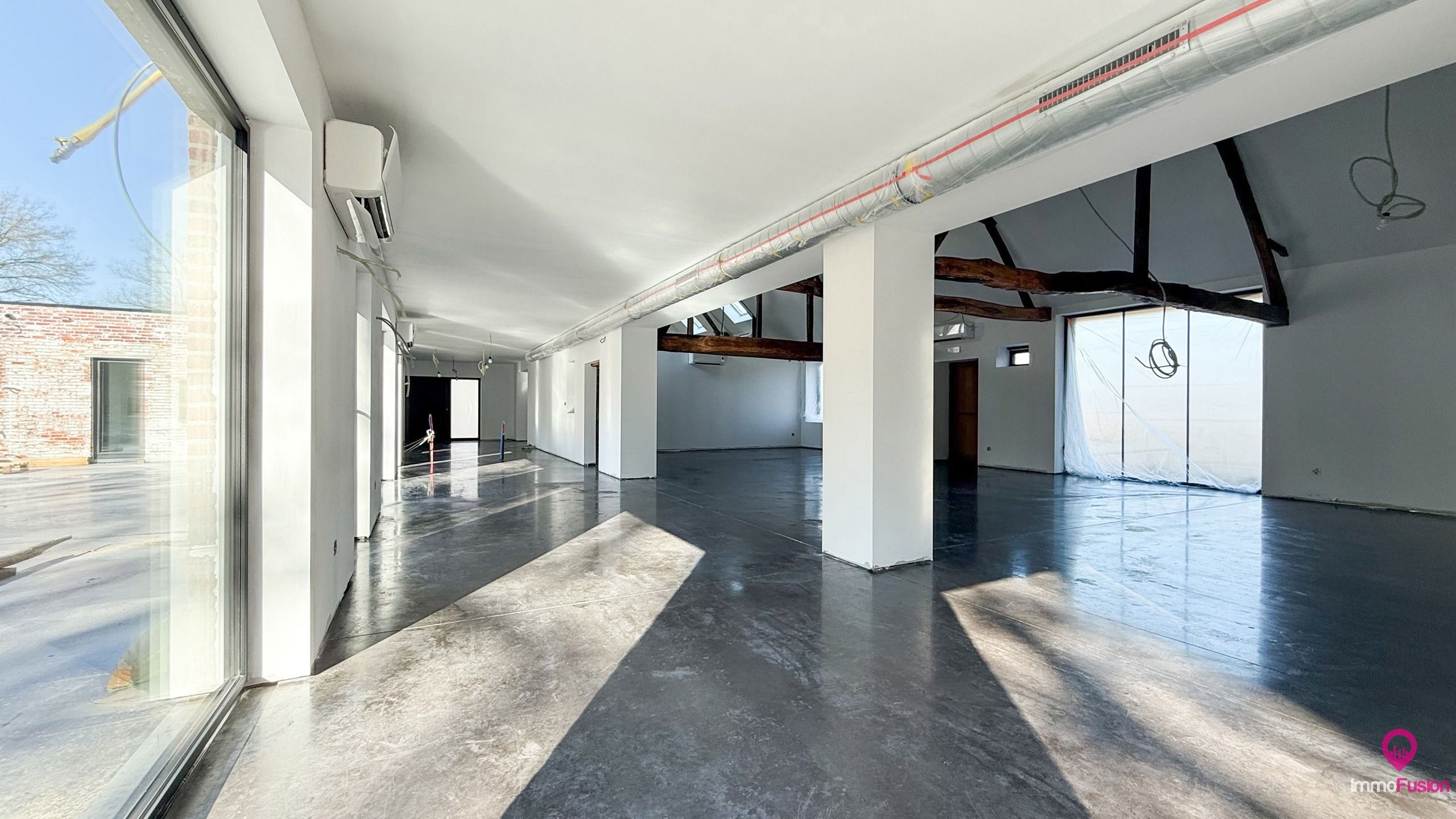 Multifunctioneel horecapand op een perceel van 1.9 hectare! foto 31
