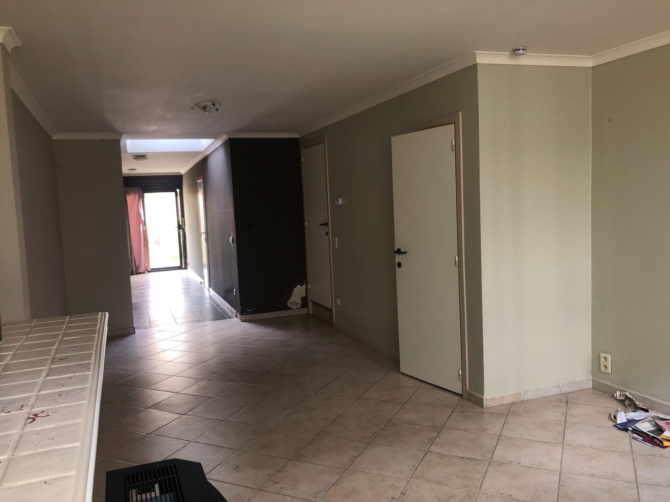 Te renoveren rijwoning te Eeklo foto 2