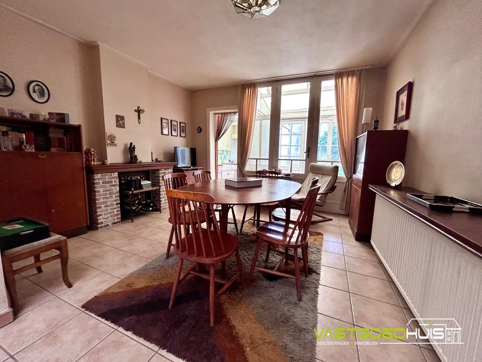 Karaktervolle, gesloten bebouwing met tuin en garage! foto 13