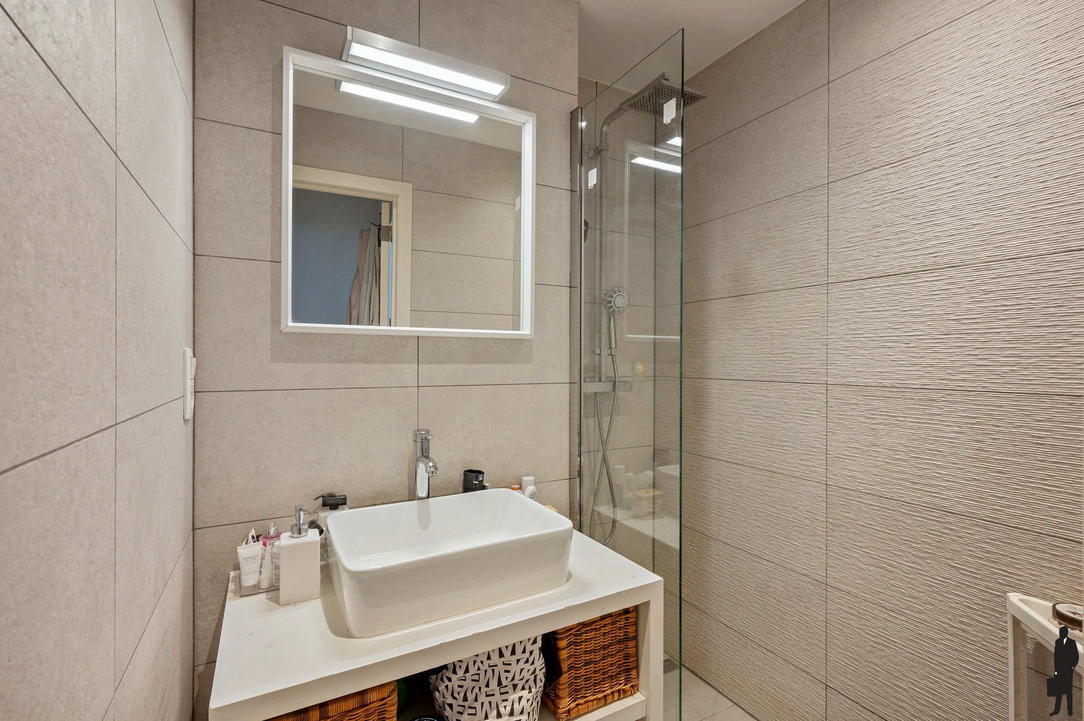 Charmant 1-slaapkamer appartement met oostgericht terras foto 9