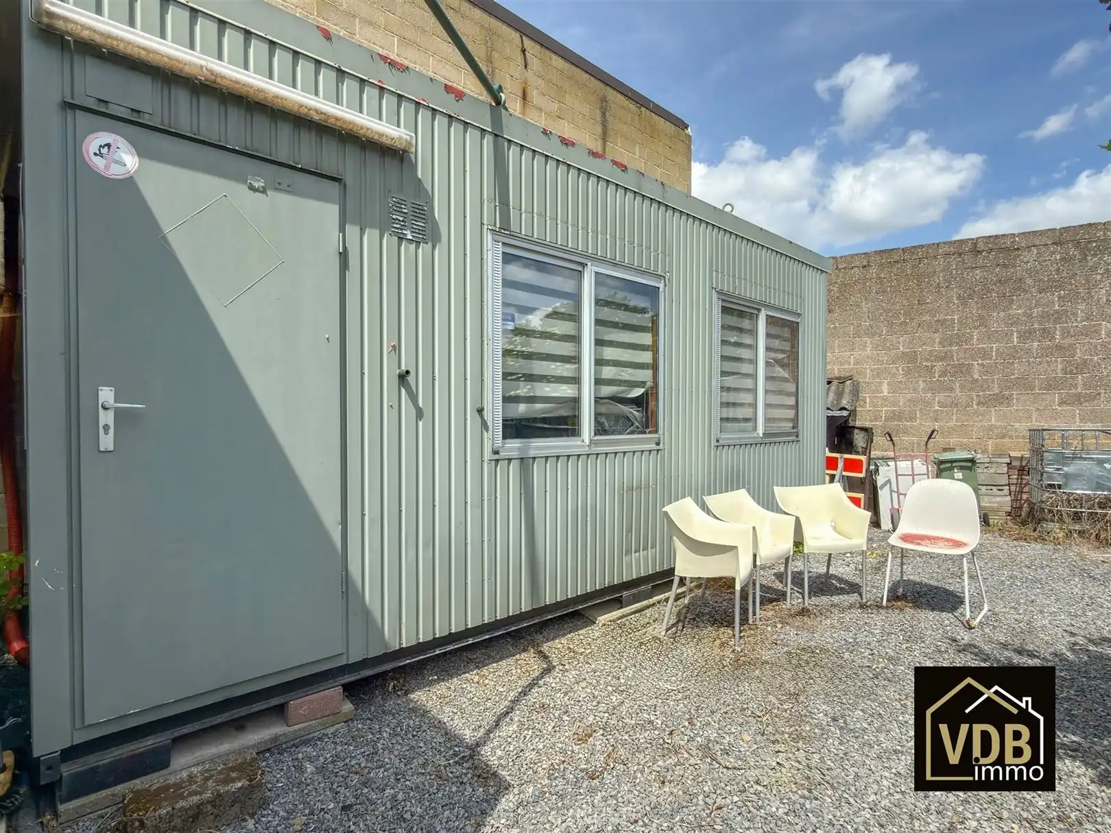 Half open  bebouwing met 3 slaapkamers foto 50