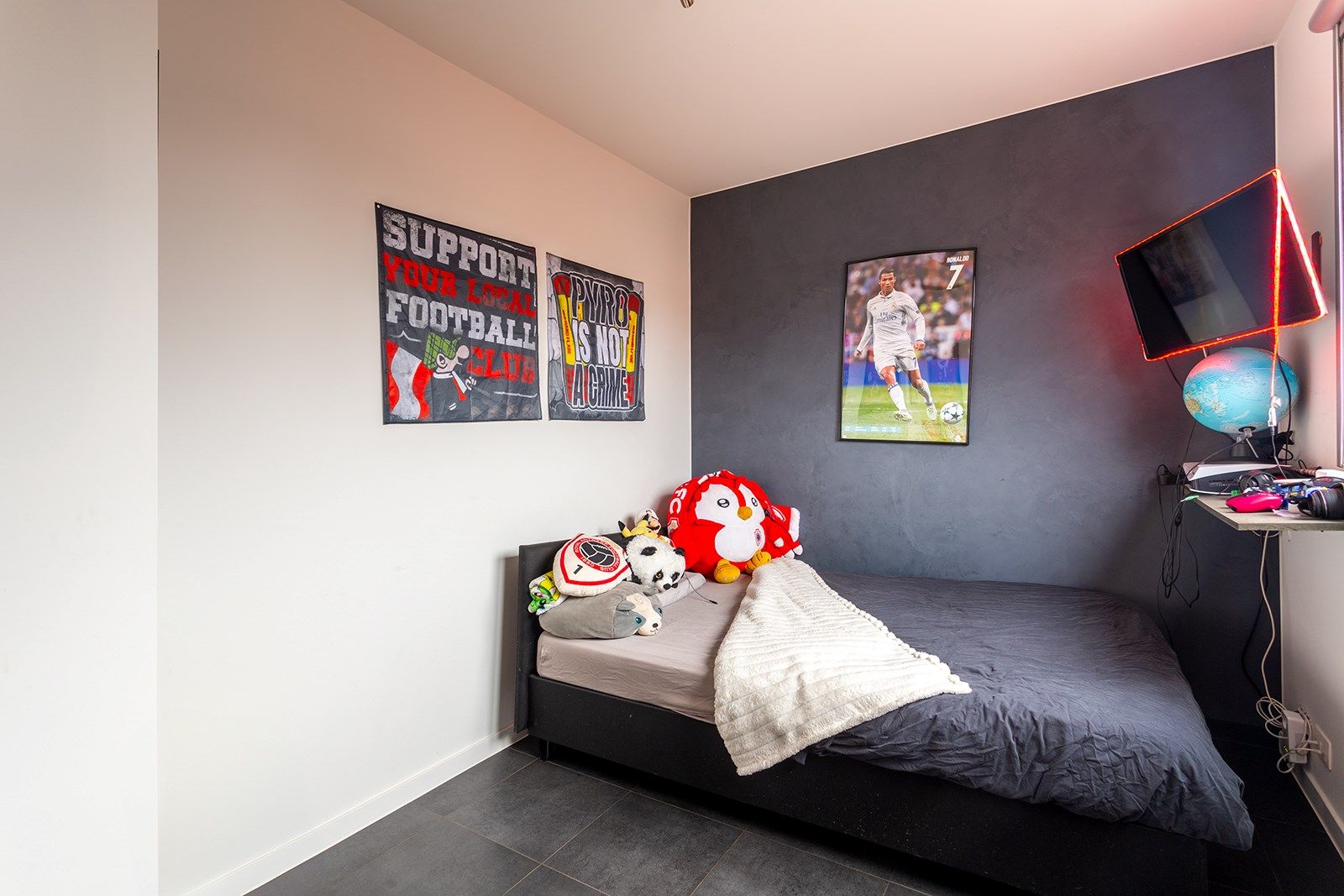 Halfopen bebouwing met 2 terrassen in de Regattawijk!  foto 19