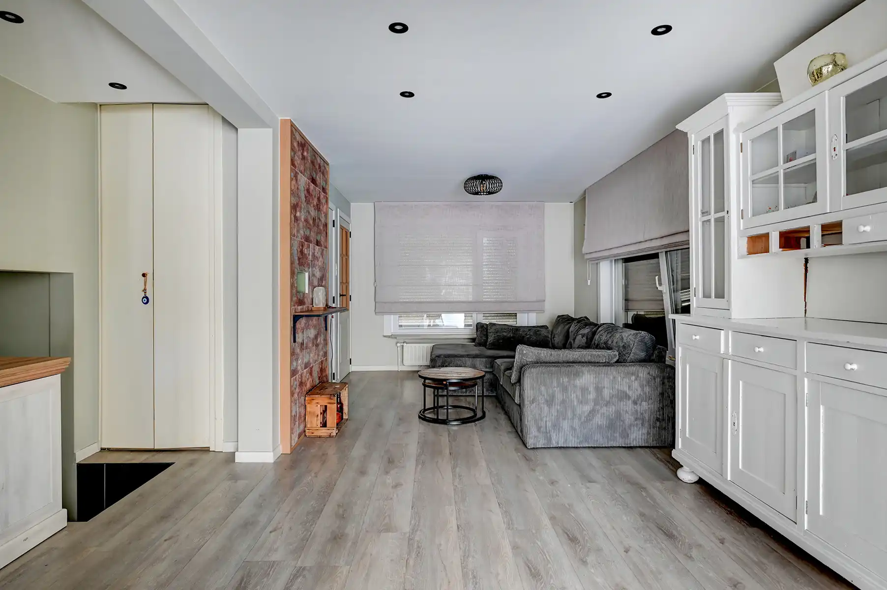 Karaktervolle en energiezuinige split-level woning op een perceel van 3a 96ca. foto 6