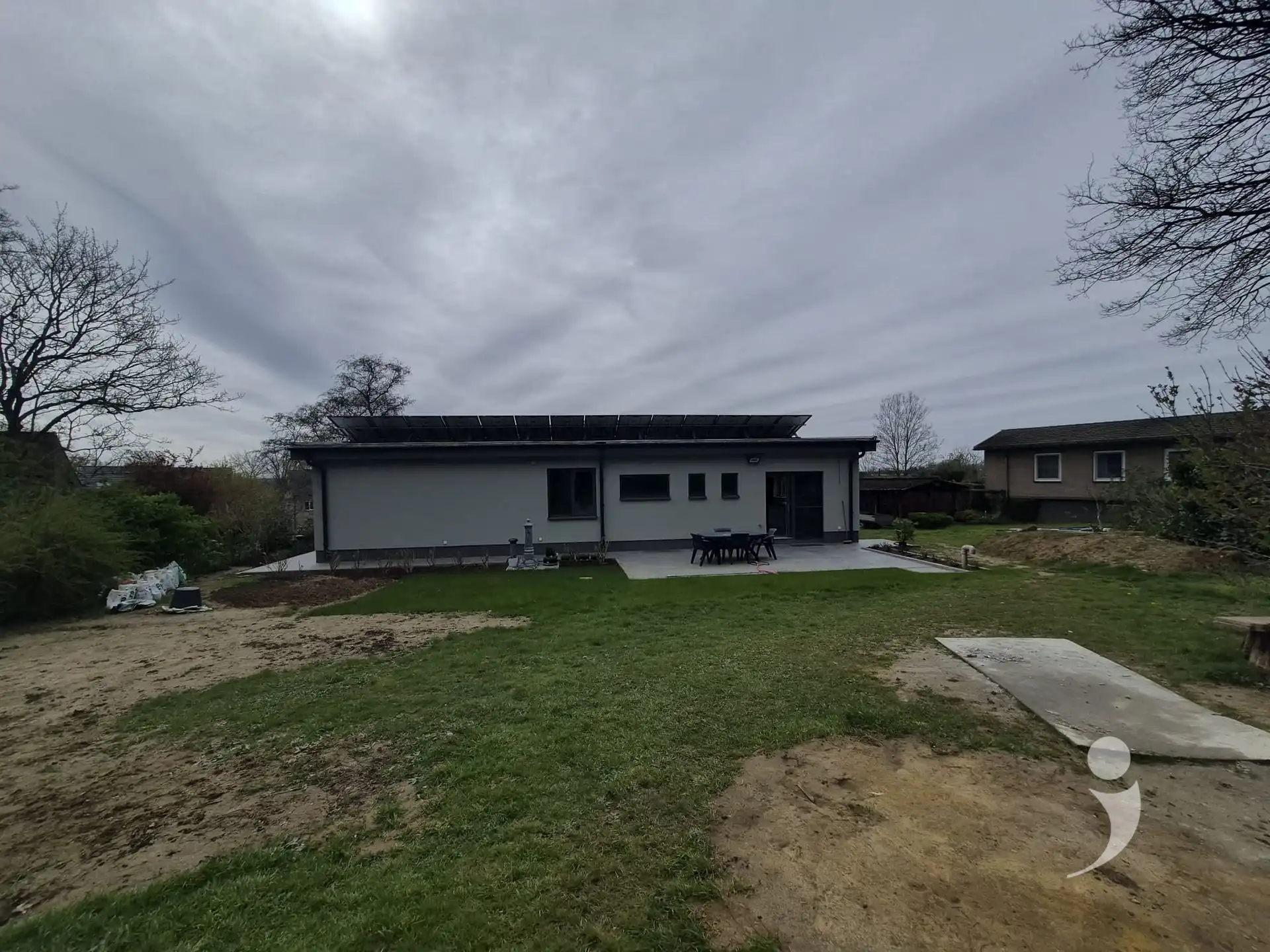 Gerenoveerde villa foto 33