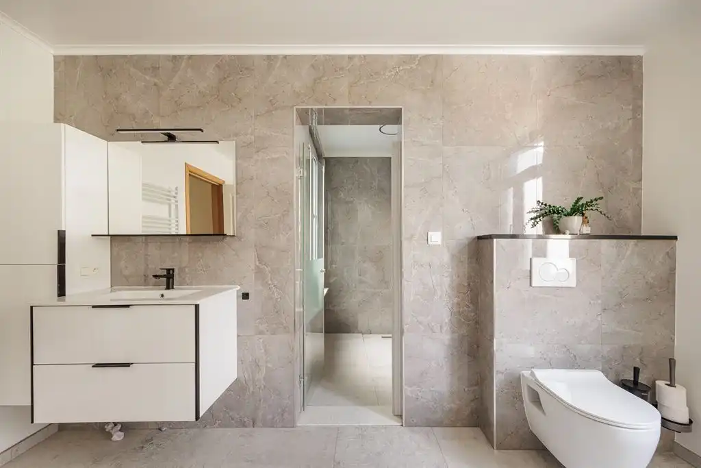 Gerenoveerde woning met 4 slaapkamers aan Krugerpark foto 9