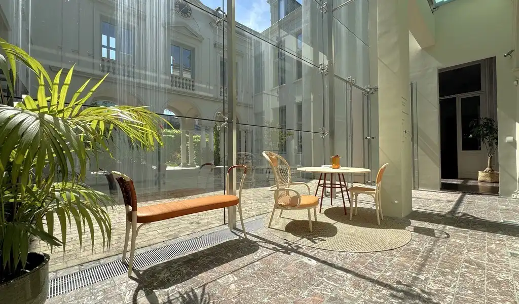Kantoor/showroom te huur in prestigieus herenhuis in Antwerpen foto 2