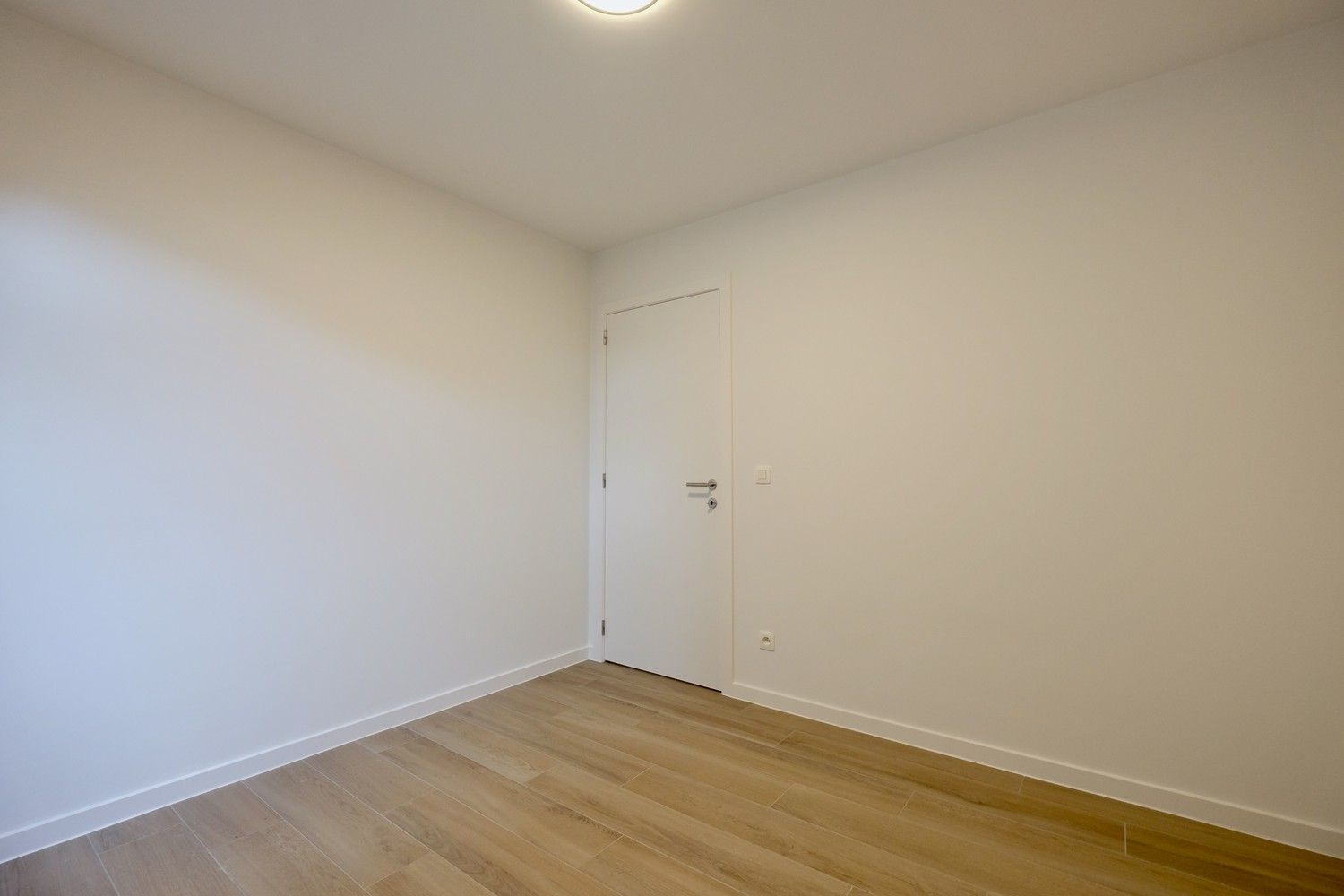 Prachtig nieuwbouw appartement TE HUUR foto 14