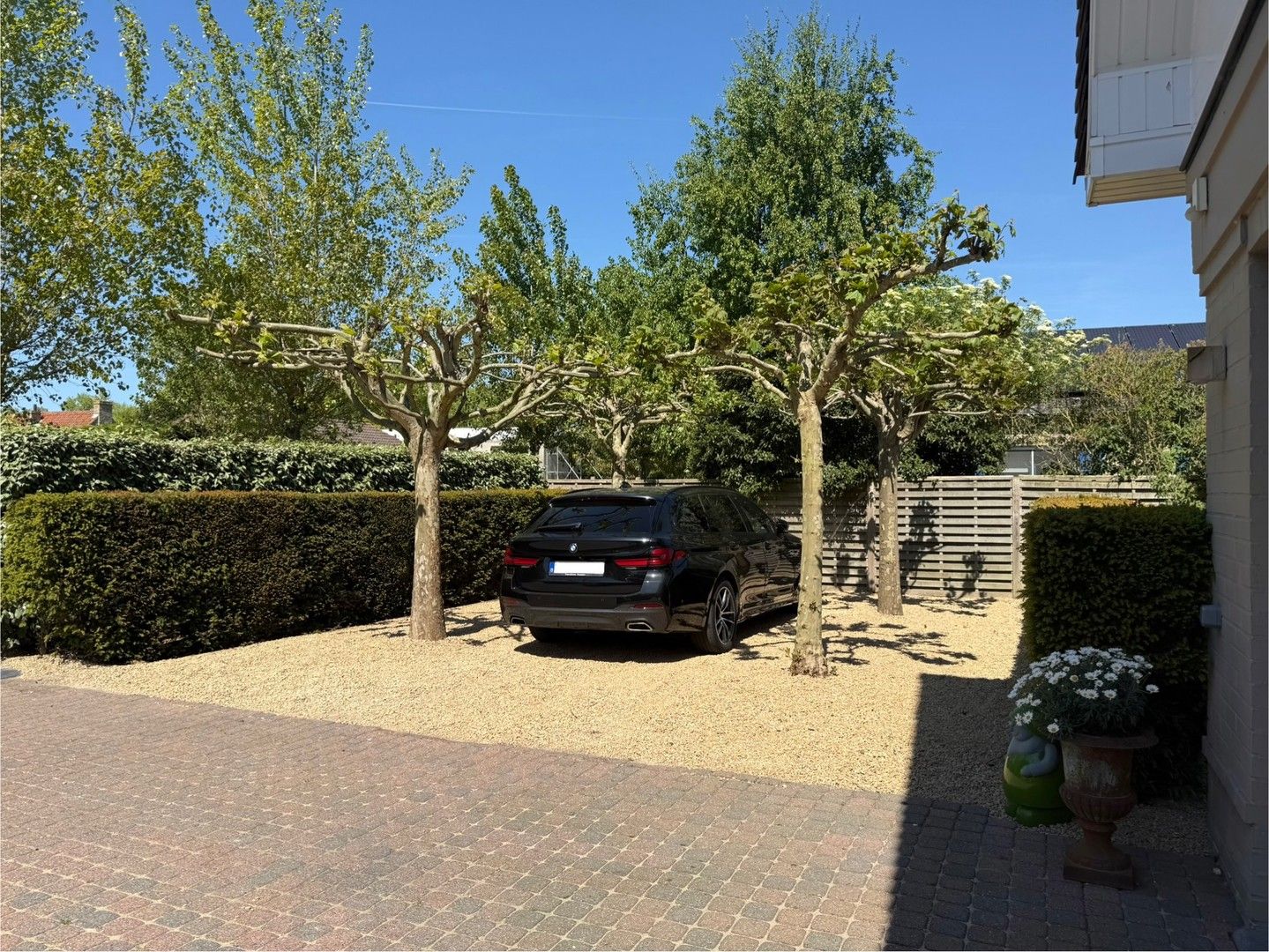 Top afgewerkte Villa op zongericht perceel. foto 28