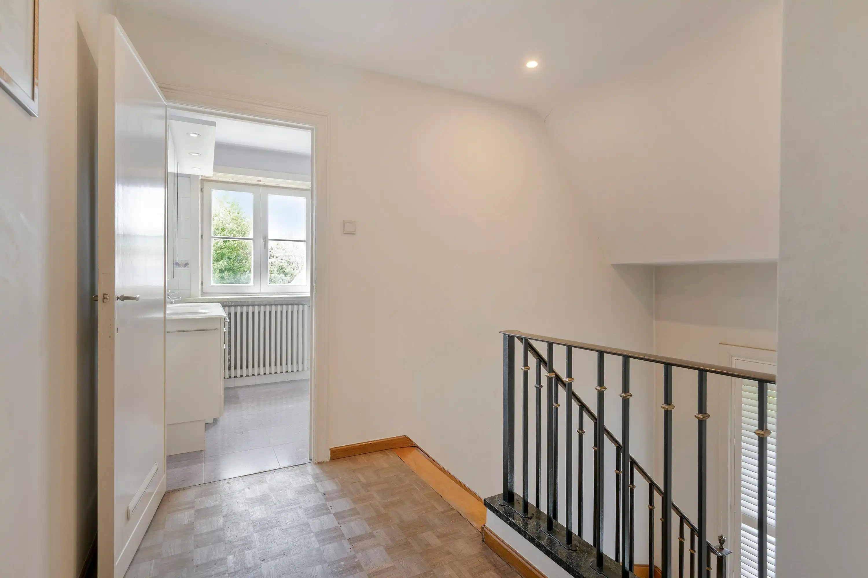 Villa te koop in Roeselare met ruim bijgebouw op 832 m² foto 17