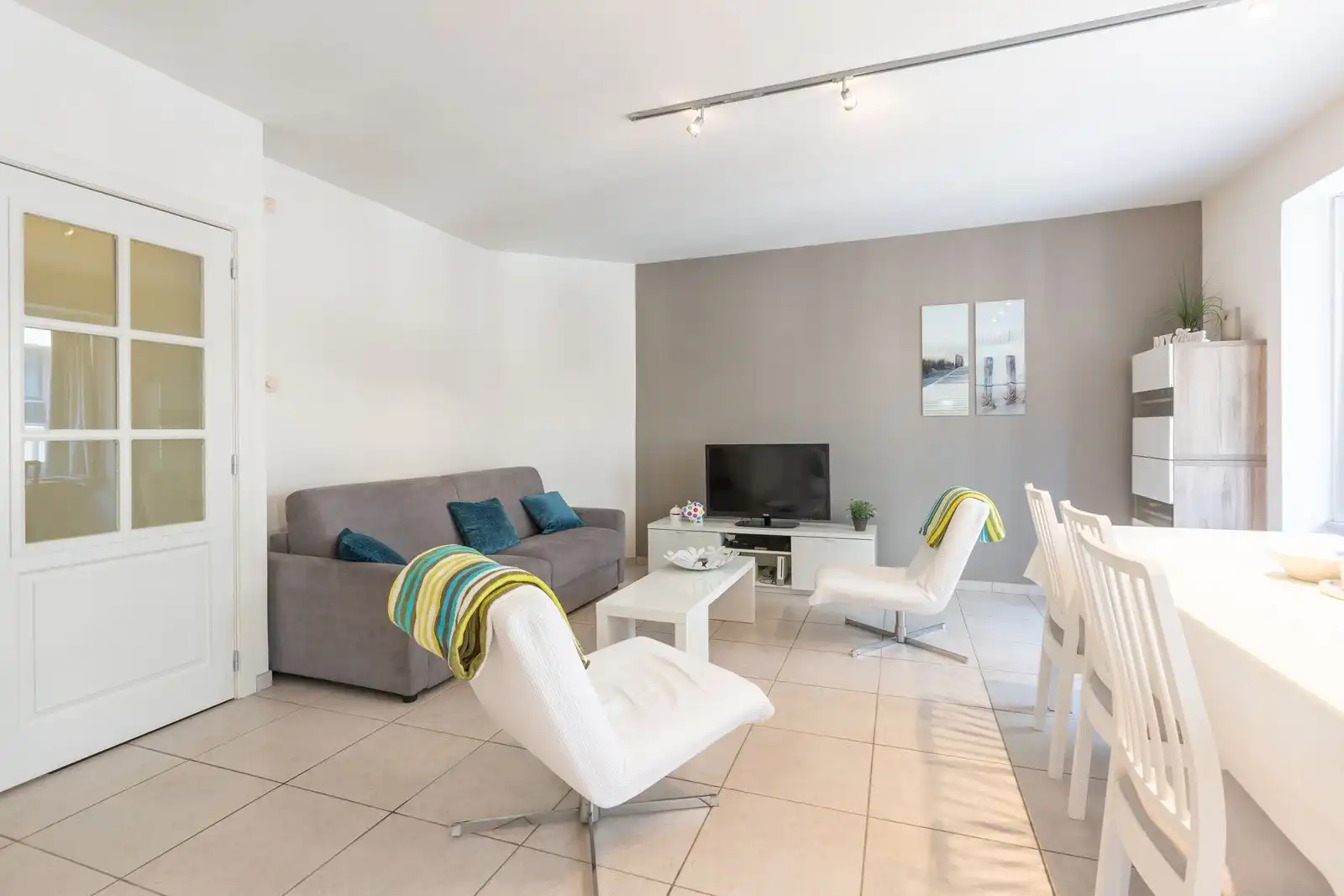 Gezellig 2 slpk appartement op 50m van het strand foto 4