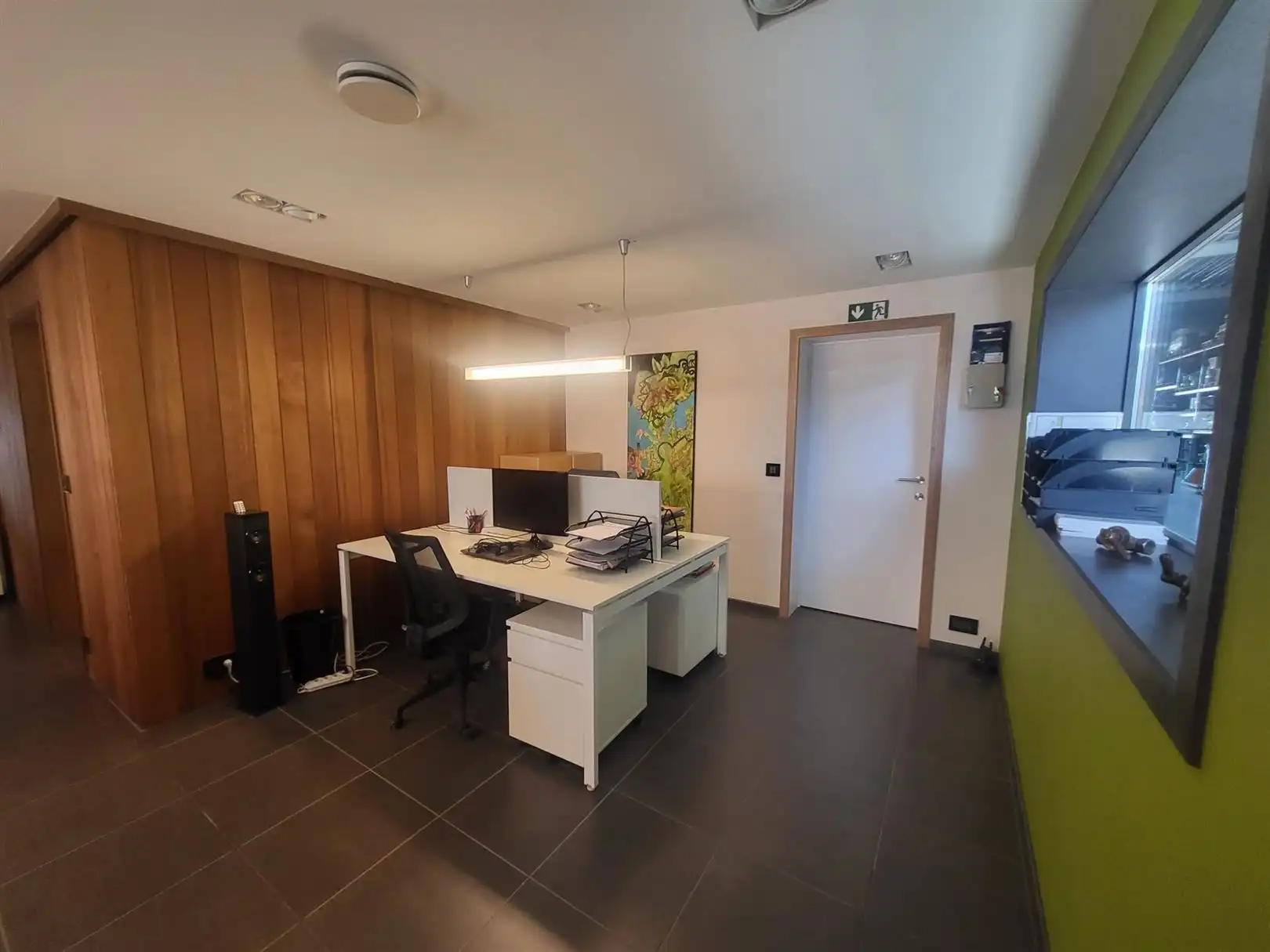 Kantoorruimte op terrein AKMO II langsheen E34 (gelijkvloers) foto 4