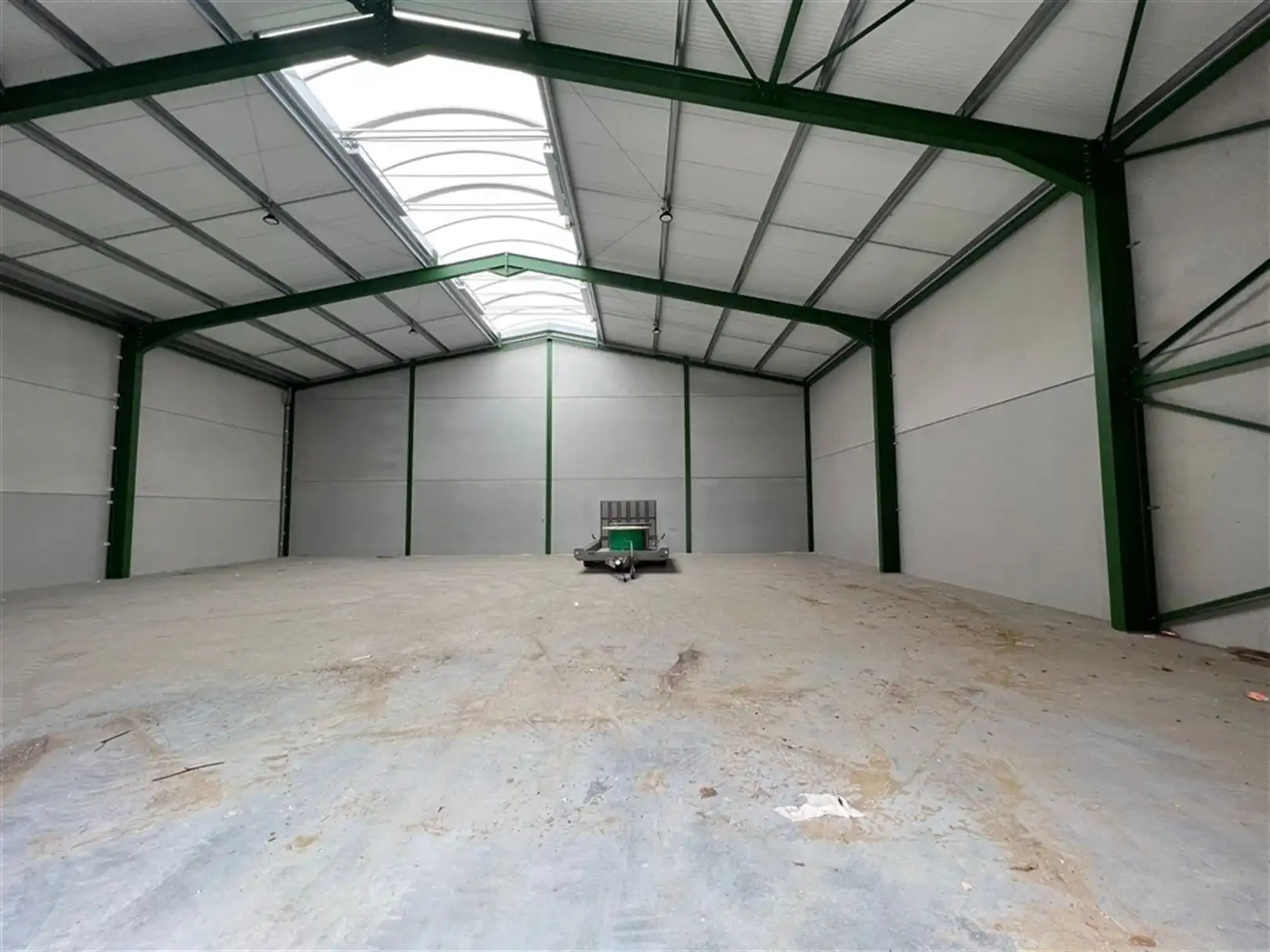 Nieuwbouw KMO units langs de E40 foto 9