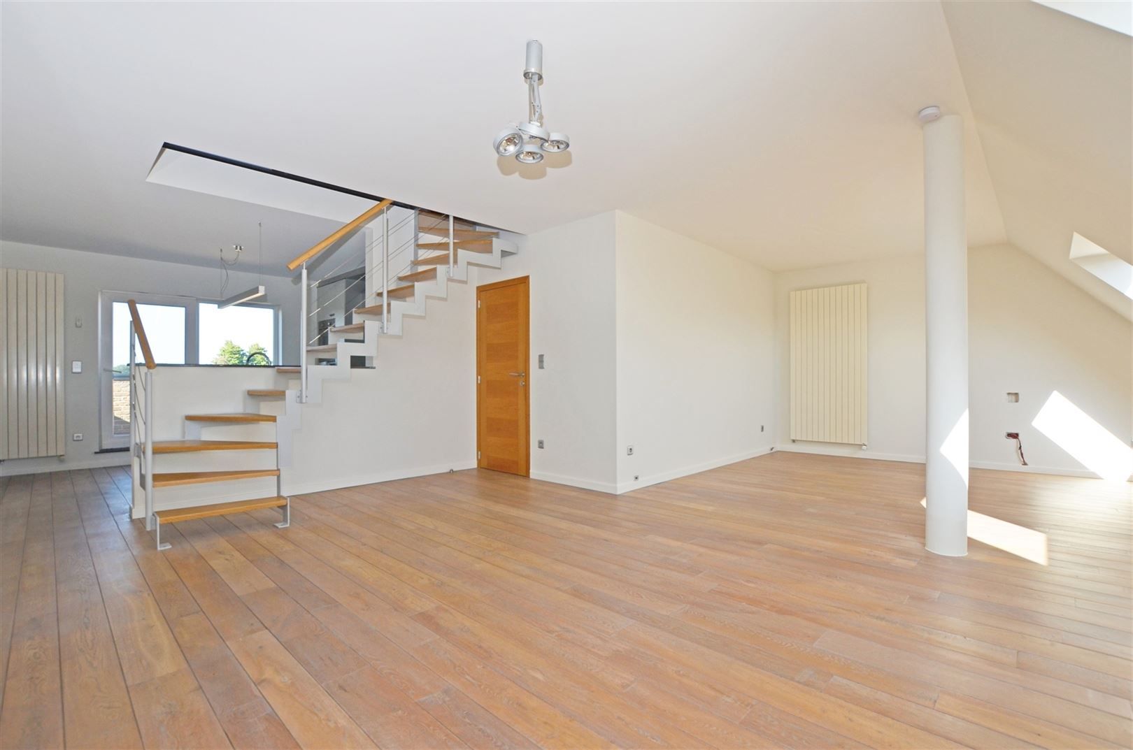Instapklaar duplex-appartement op centrale ligging foto 3