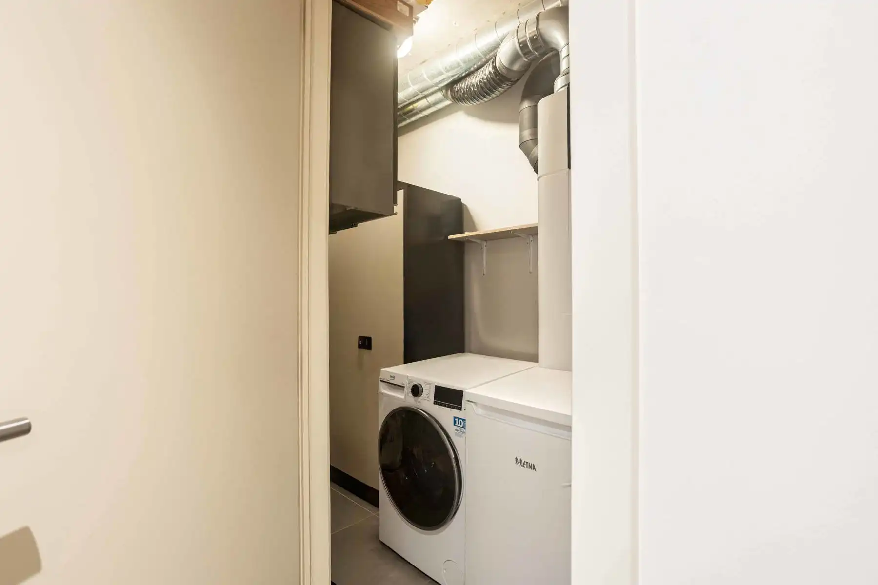 Te koop: commercieel gelijkvloers station Denderleeuw foto 21