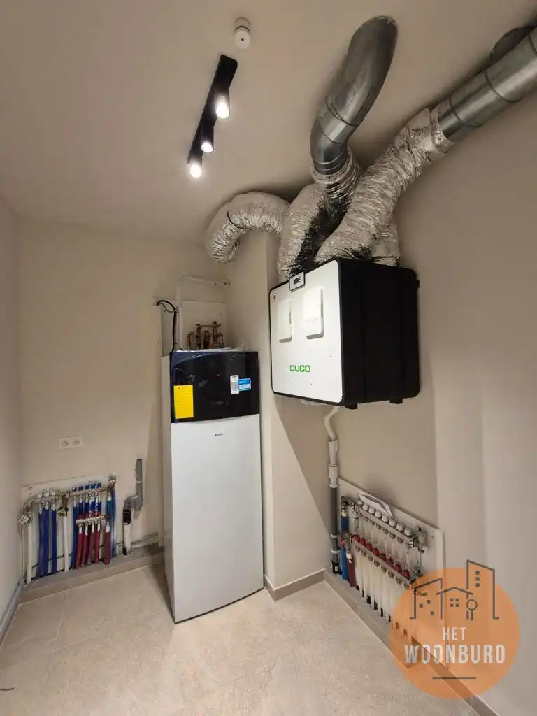 Nieuwbouw appartement 1 slpk, bureau en autostaanplaats foto 12