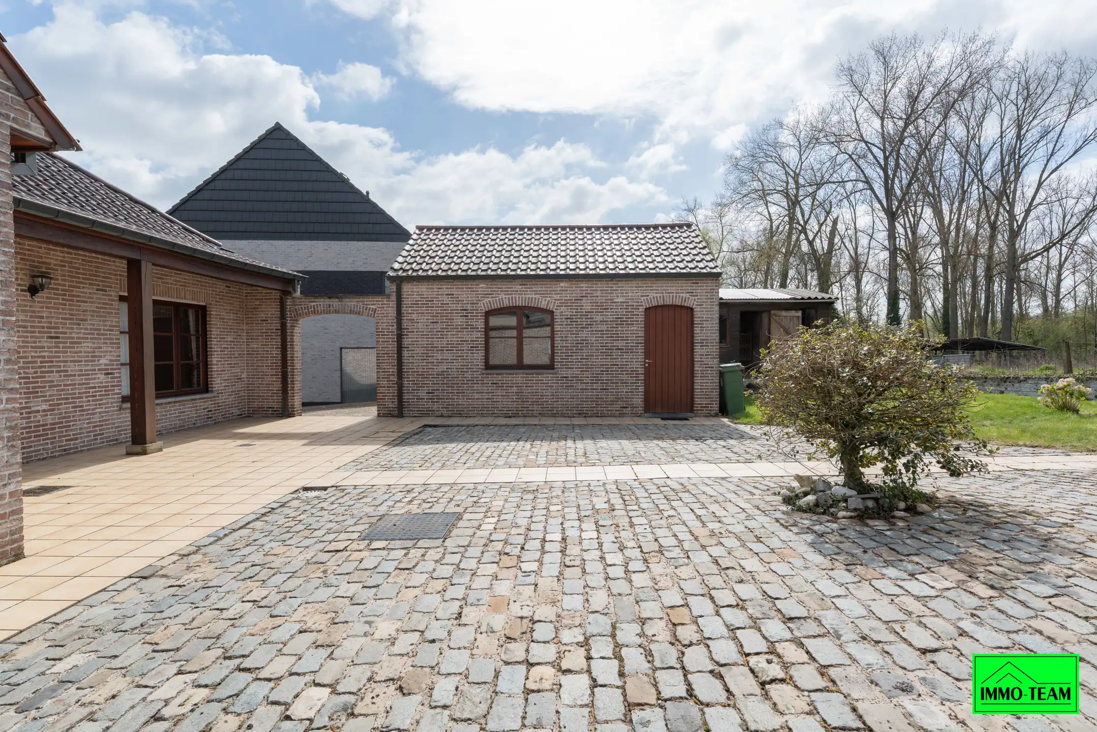 Gezellige 3-gevelwoning nabij dorpskern Iddergem foto 21