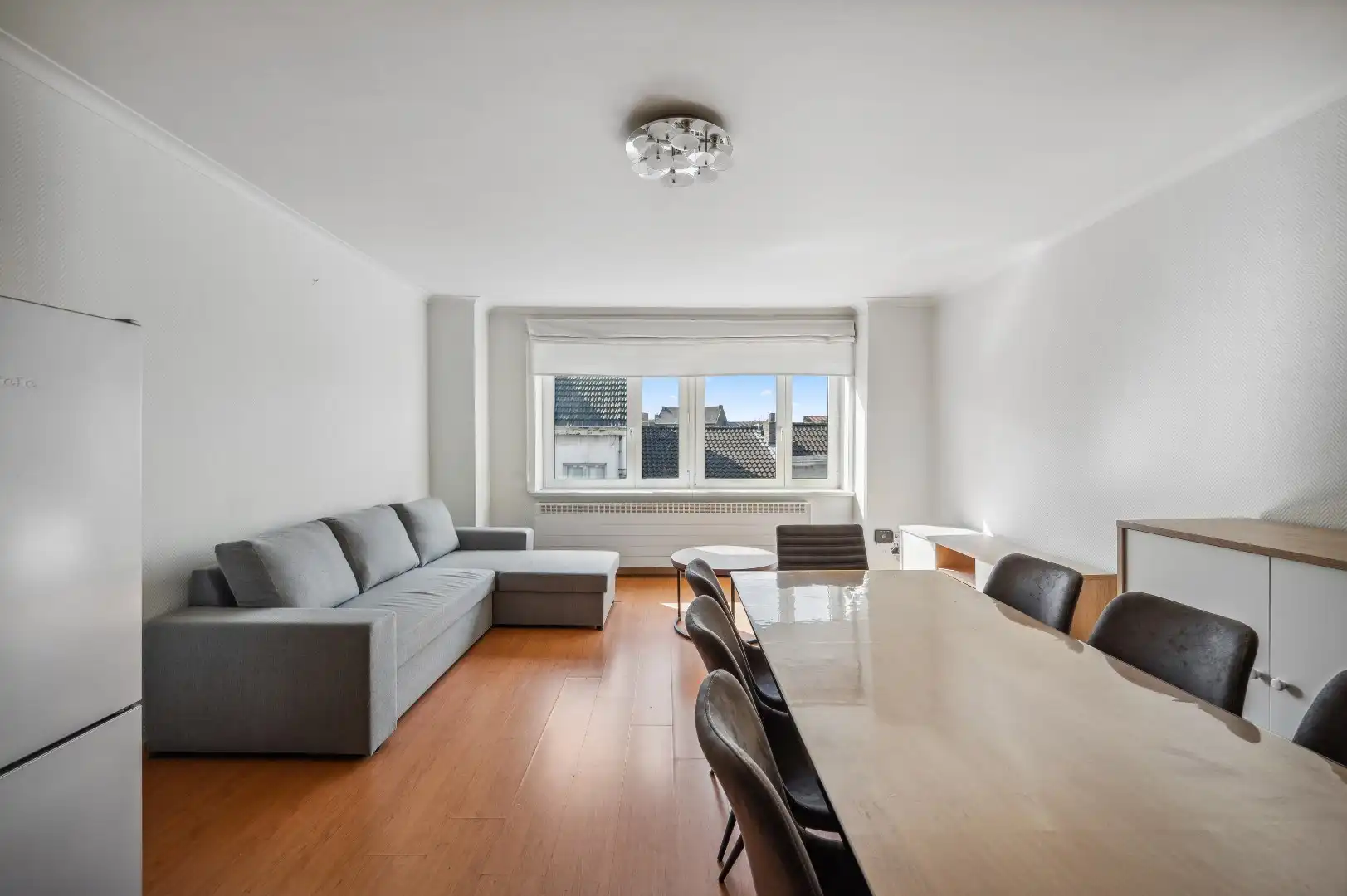 Centraal gelegen appartement met 2 slaapkamers, terras en kelder foto 9