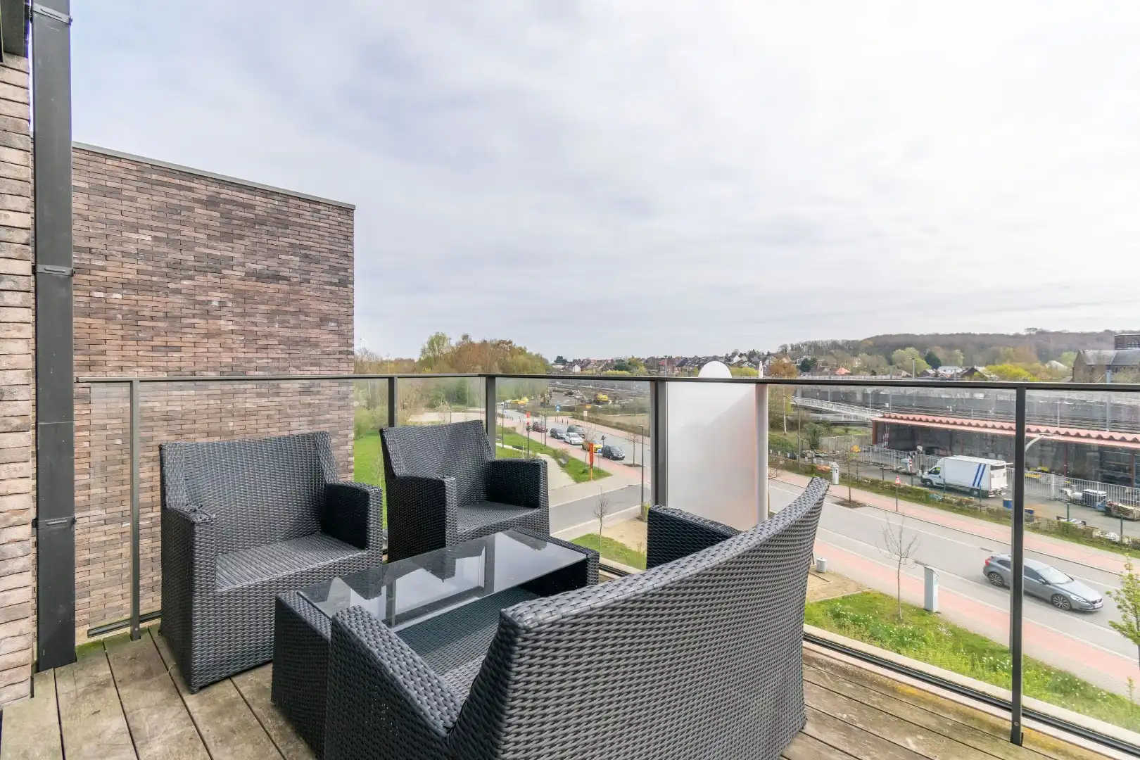 Een recent en zongericht appartement te Halle! foto 12