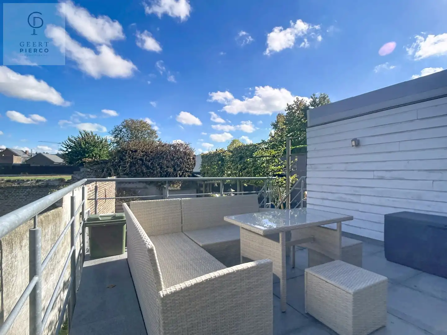 Wonen met Leefruimte op 1ste Verdieping, Terras en Charmante Stadstuin in het centrum van Attenhoven. foto 13