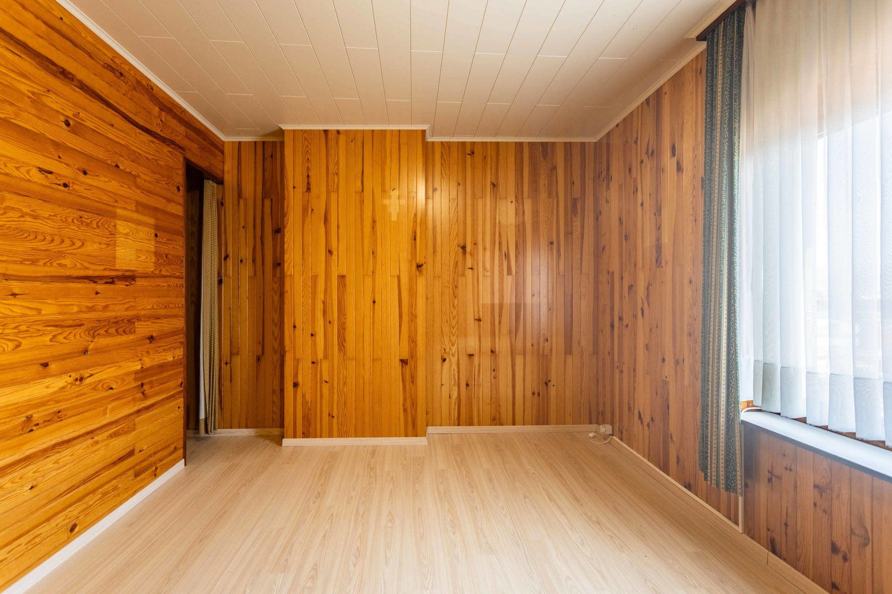 Goed onderhouden woning met garage te Aalst!  foto 18
