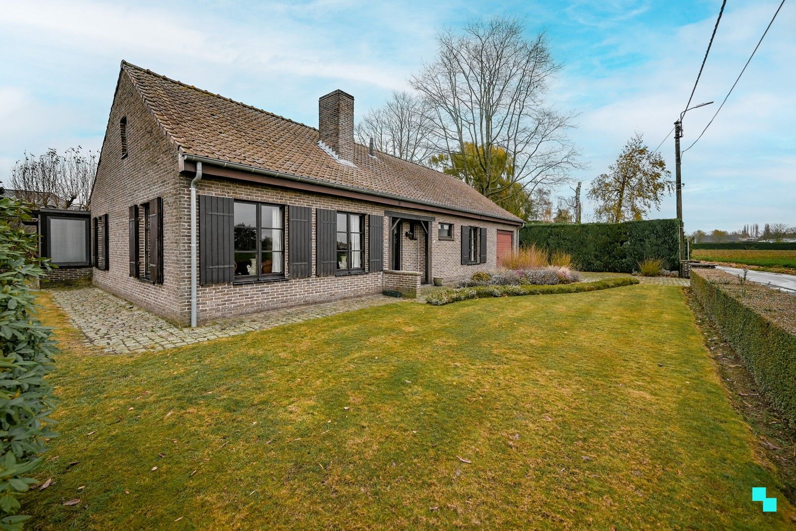 Landelijk gelegen vrijstaande bungalow te Kachtem foto 2