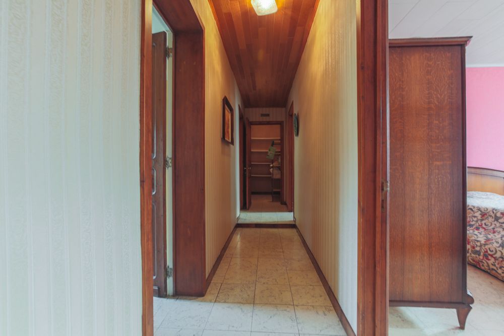 Hoeve met stallen op 3780 m² aan de grens met Elsegem foto 27