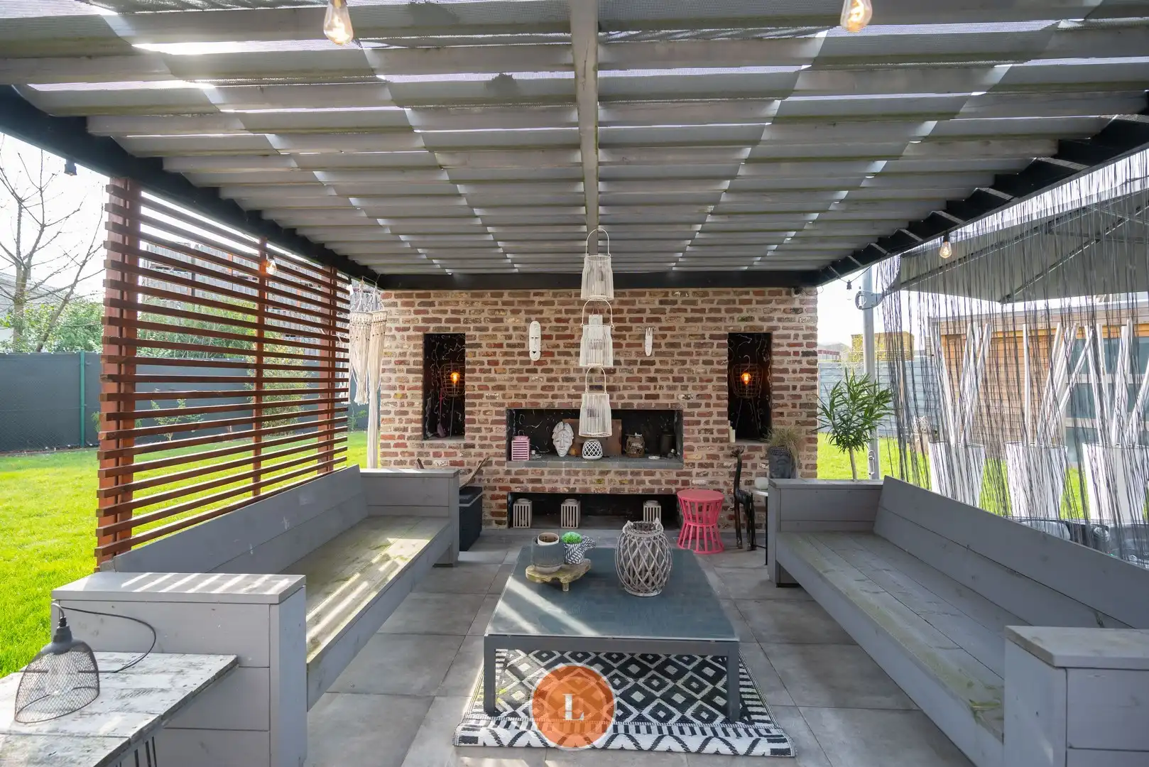 Instapklare villa met 4 slaapkamers op perceel van 1053m². foto 32