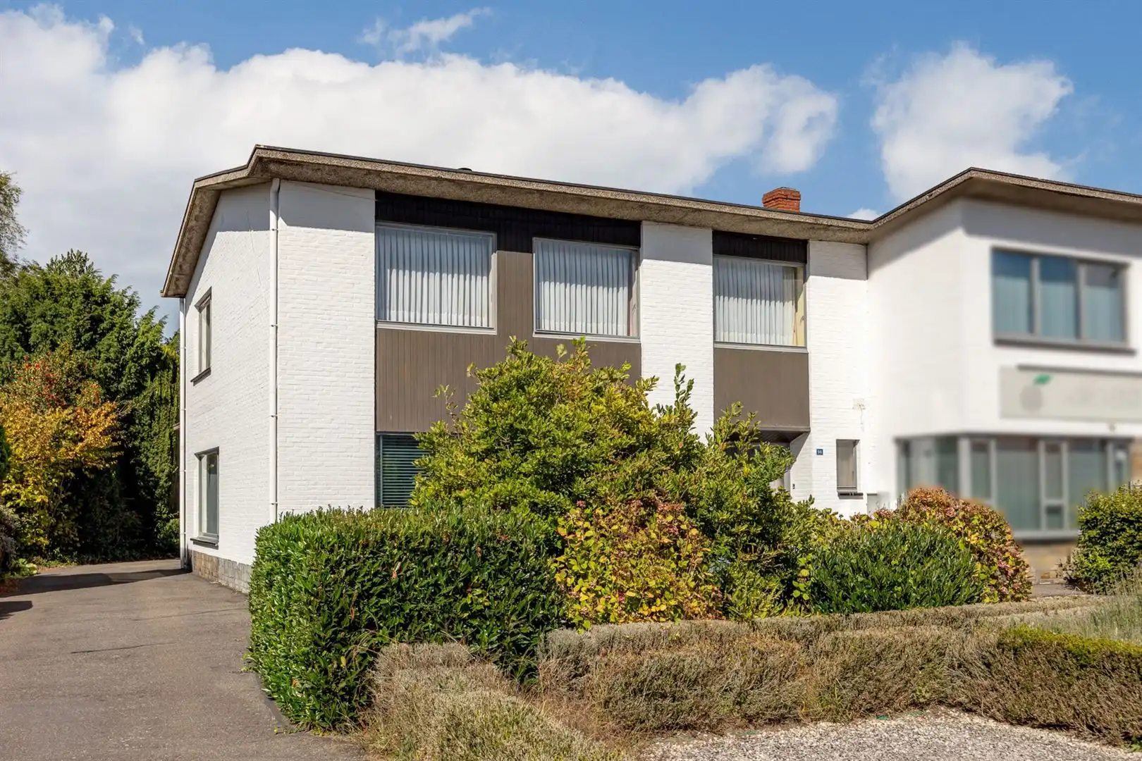 Hoofdfoto van de publicatie: Woning met veel potentieel en grote tuin!