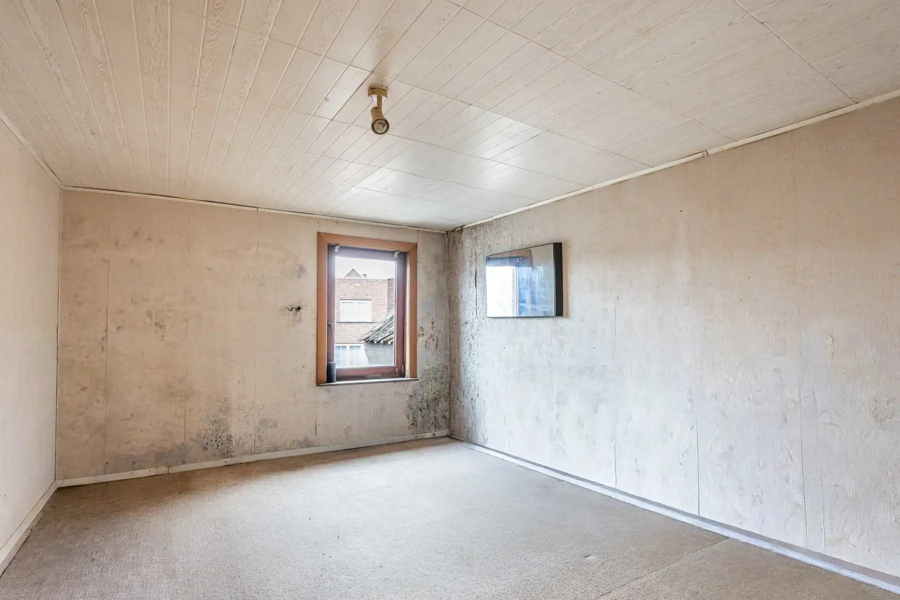 Te renoveren pand te Aaigem! foto 15