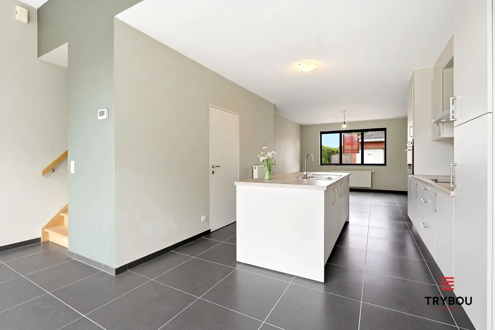 Instapklare woning met EPC B nabij centrum van Westrozebeke!  foto 7