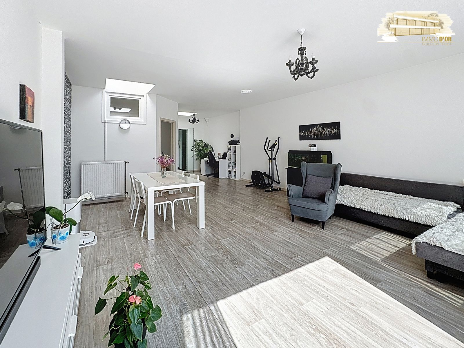 Duplex in hartje Brasschaat foto 7