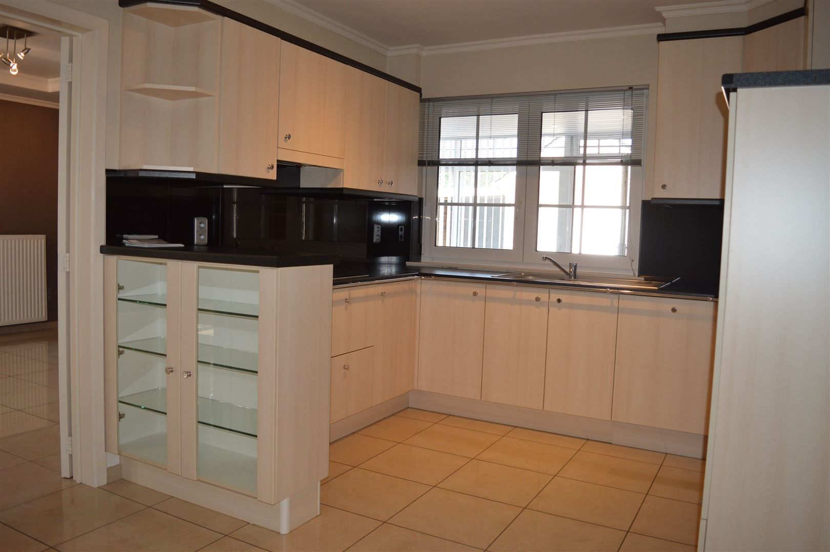 TE HUUR: vrijstaande woning met 4 slaapkamers gelegen te Houthalen-Helchteren! foto 6
