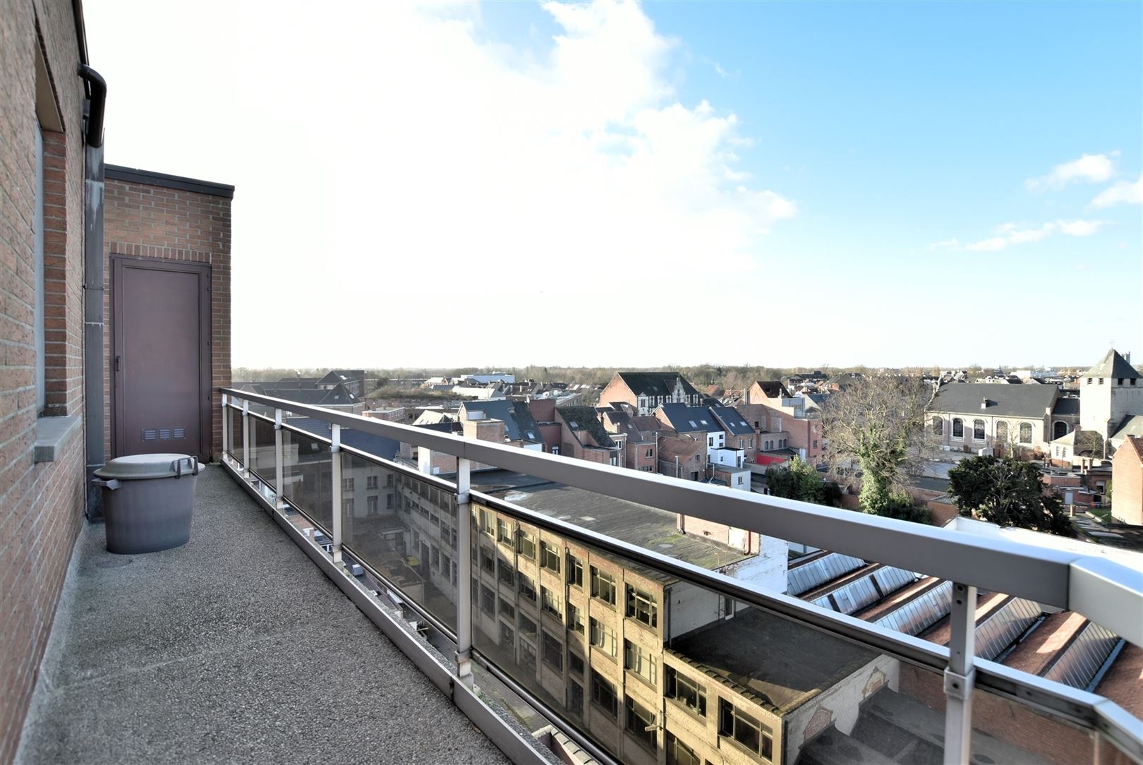 Ruim dakappartement met fantastisch zicht in het hartje van Dendermonde  foto 7