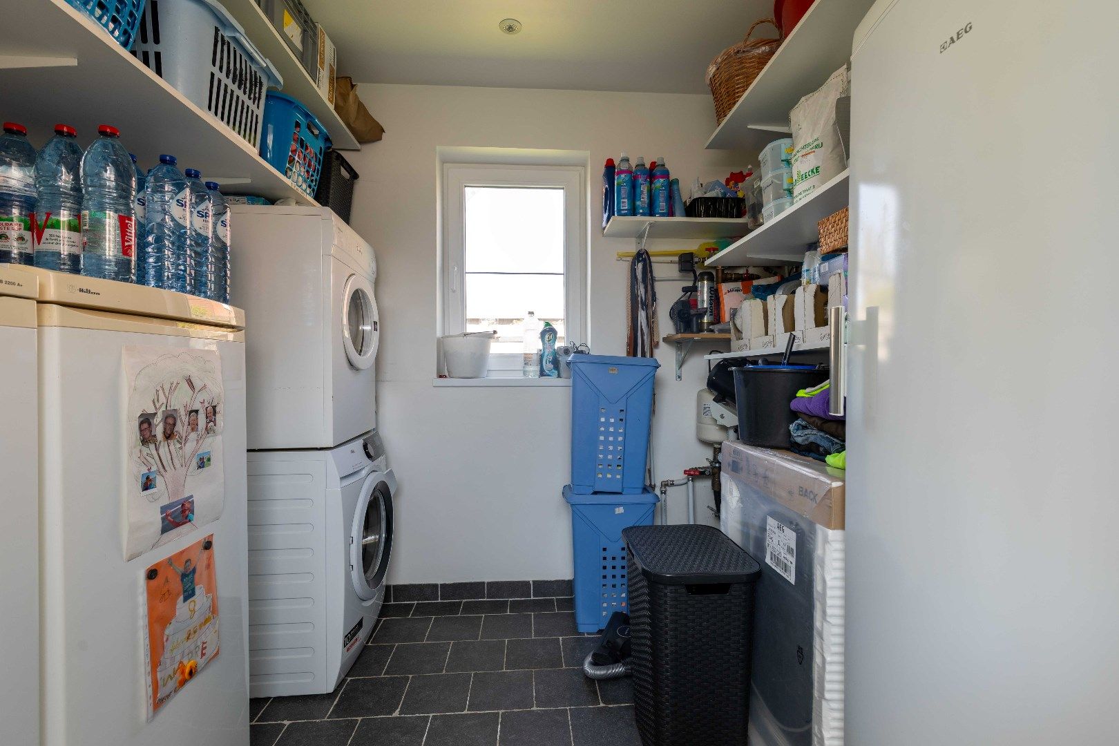 Vernieuwde energiezuinige alleenstaande woning met bijgebouwen  foto 11