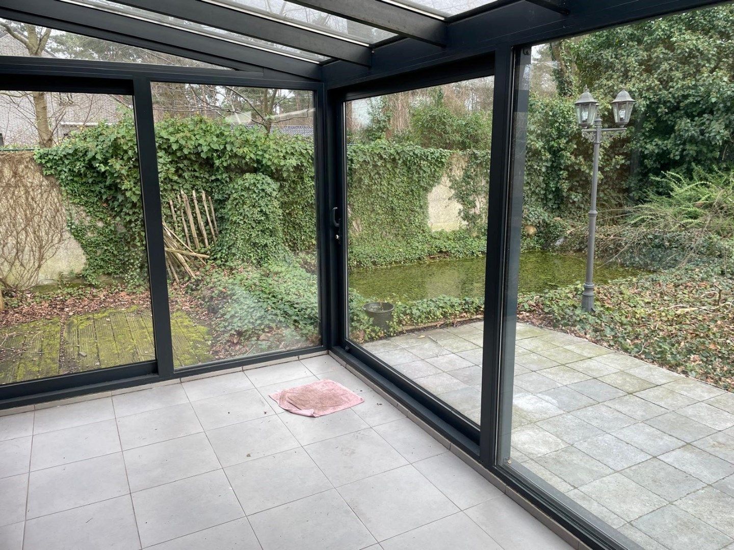 Gelijkvloerse woning in Mol met 1302m² tuin foto 13