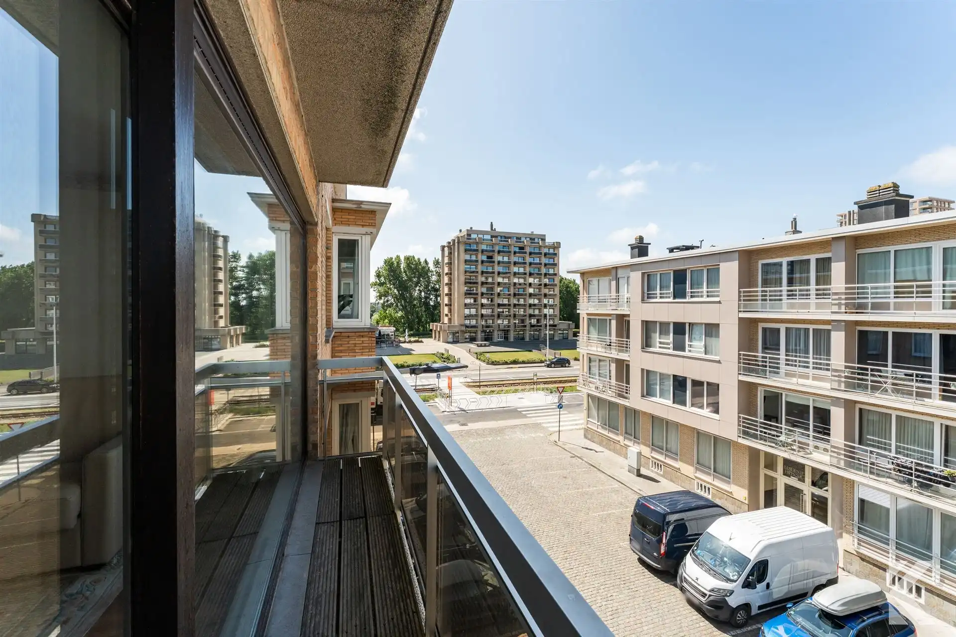 Instapklaar 2-slaapkamer app. met zijdelings zeezicht foto 16