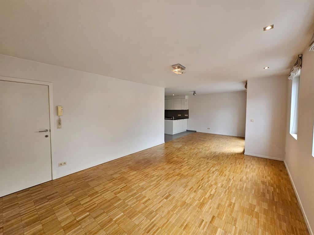 ruim 3 slaapkamer appartement foto 3