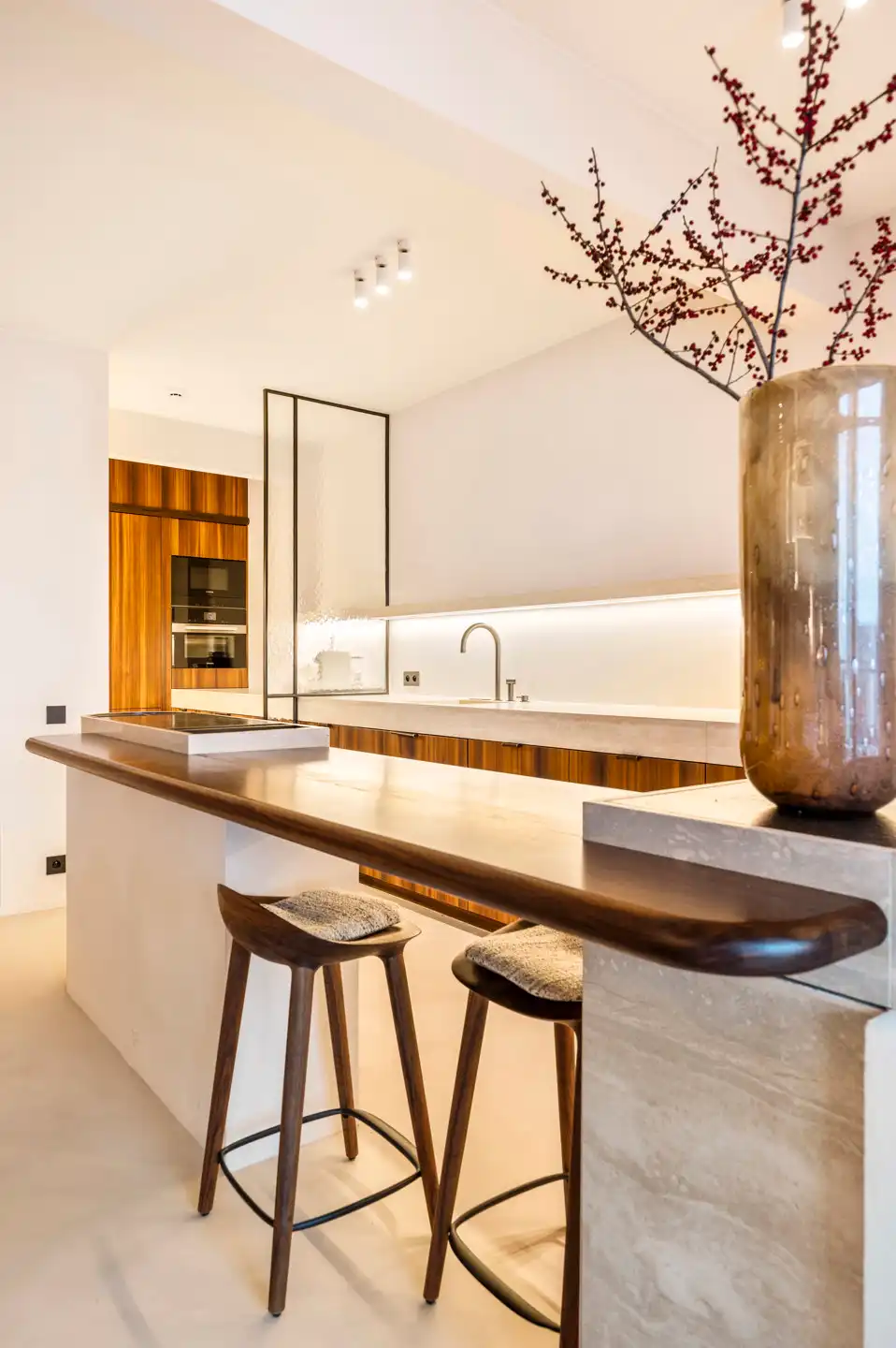 ANTWERPEN - Karaktervol appartement met alle details foto 8