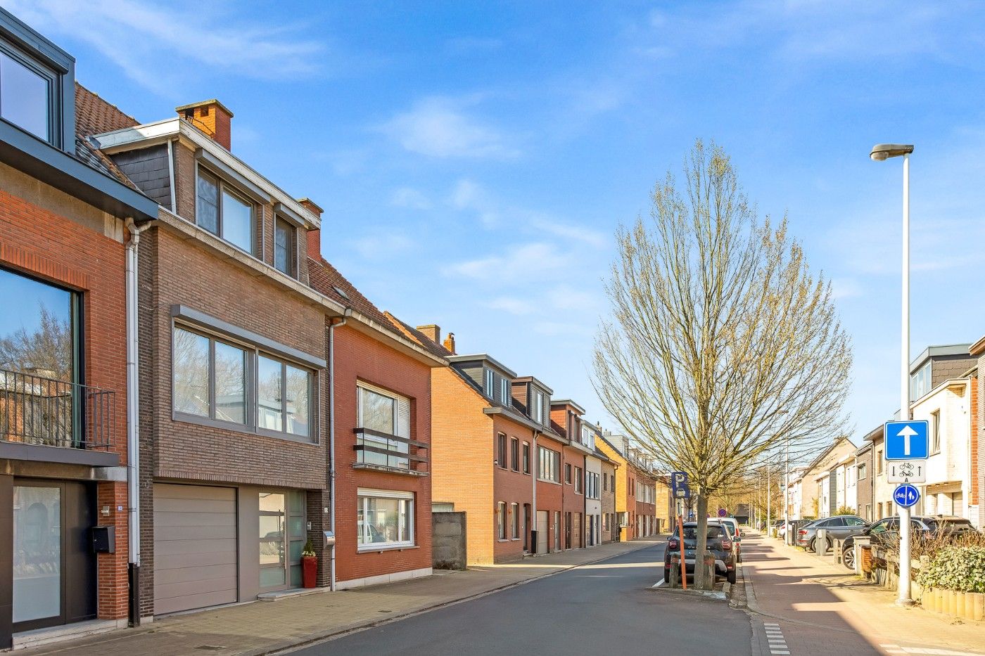 Centraal gelegen, op te frissen woning met 2 à 3 slpk., inpandige garage en tuin foto 23