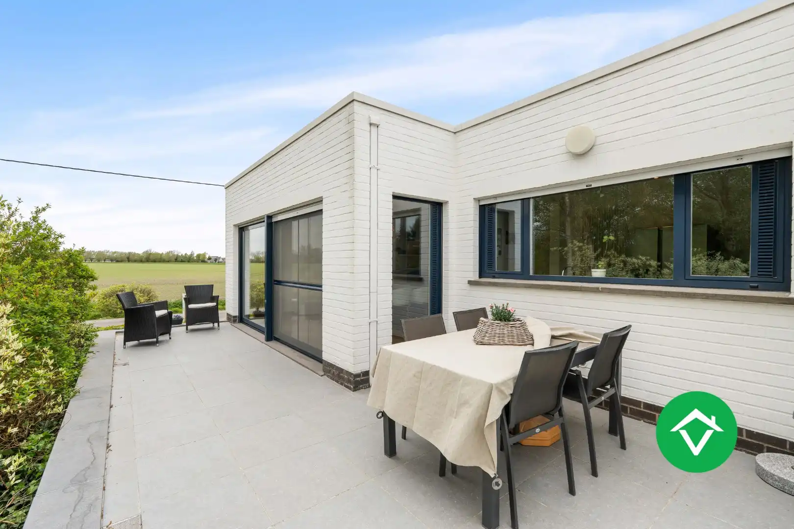 Alleenstaande woning met uitgestrekte vergezichten te Wijnendale foto 9