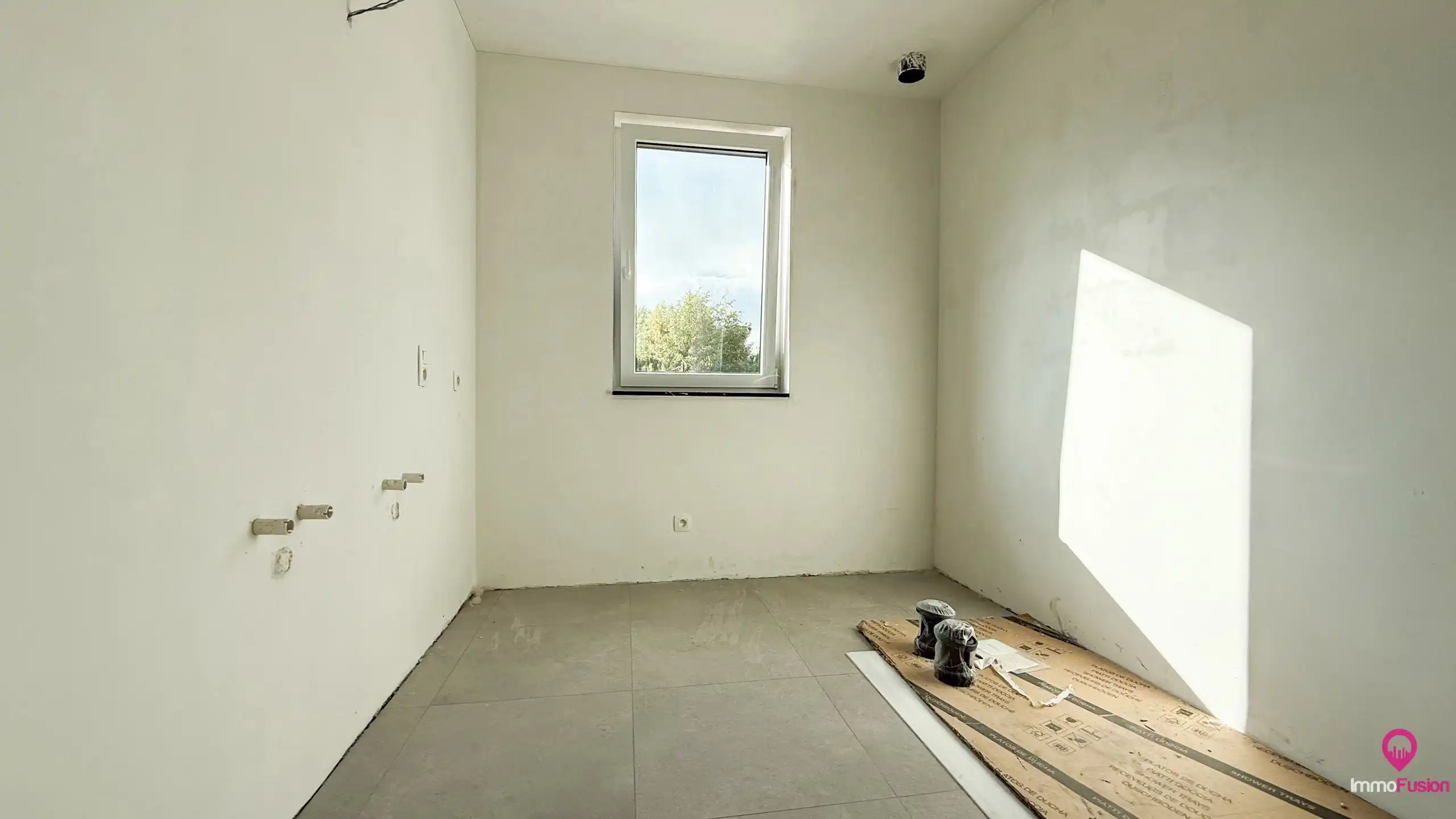 NB woning casco+woning met afgewerkte vloeren en 3 slpks! foto 18