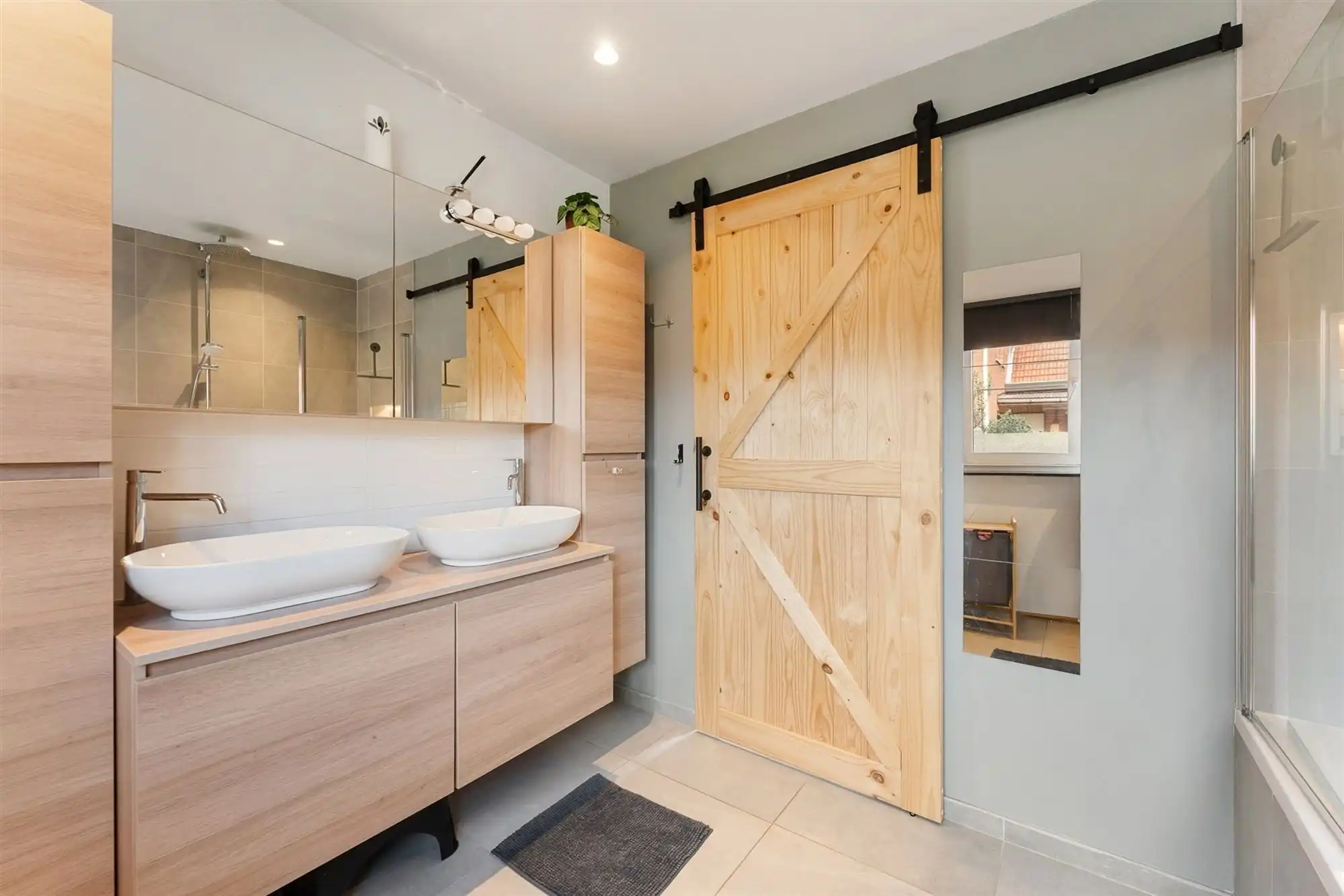 GERENOVEERDE INSTAPKLARE WONING OP 851M² TE BALEN foto 11