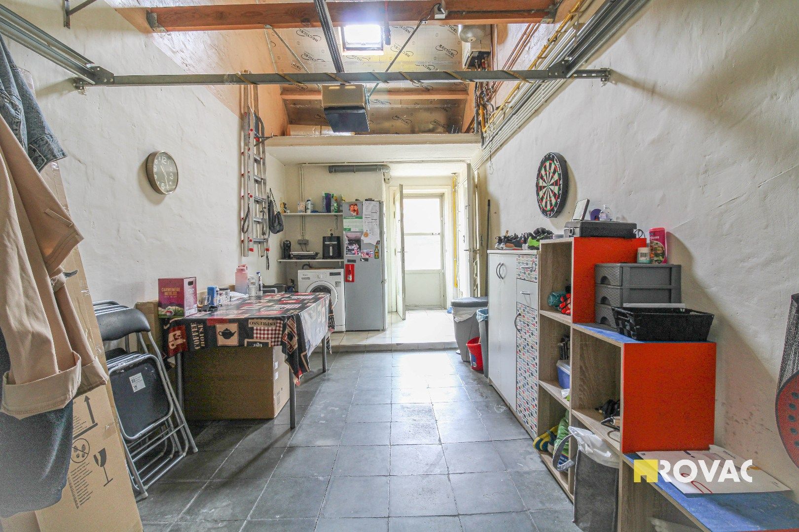 Rustig gelegen rijwoning met tuin en garage! foto 10