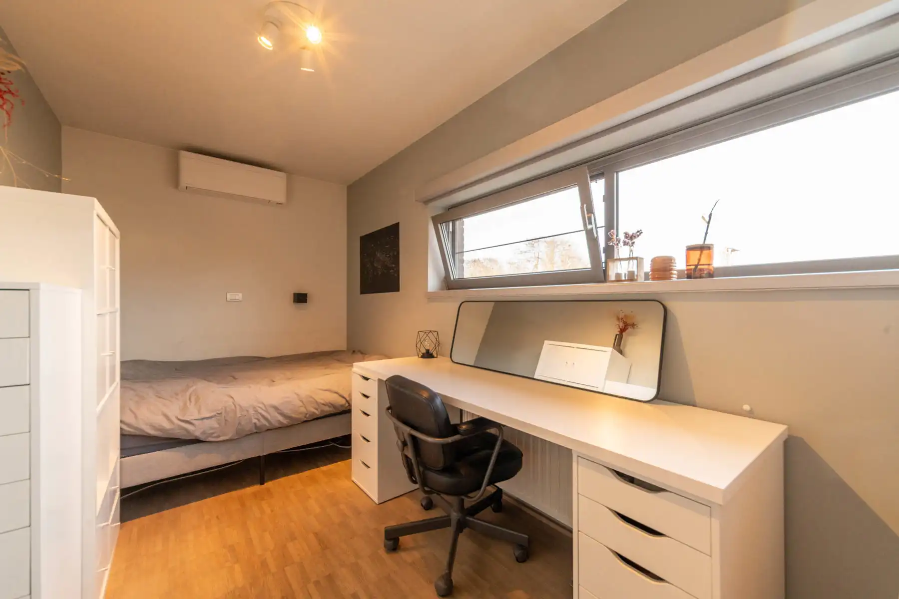 Hedendaagse, instapklare woning met alle comfort.  foto 11