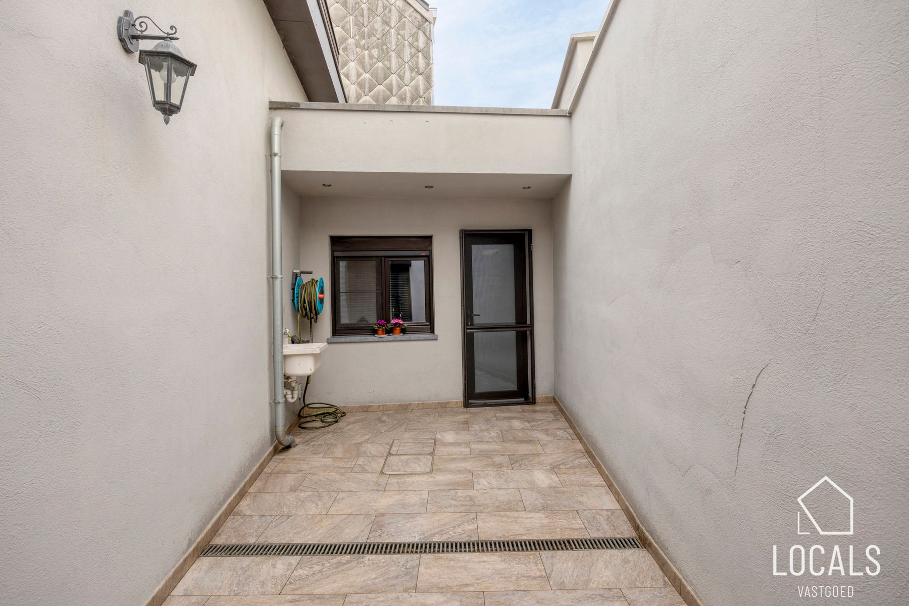 Instapklare gezinswoning te koop in hartje Denderleeuw foto 21