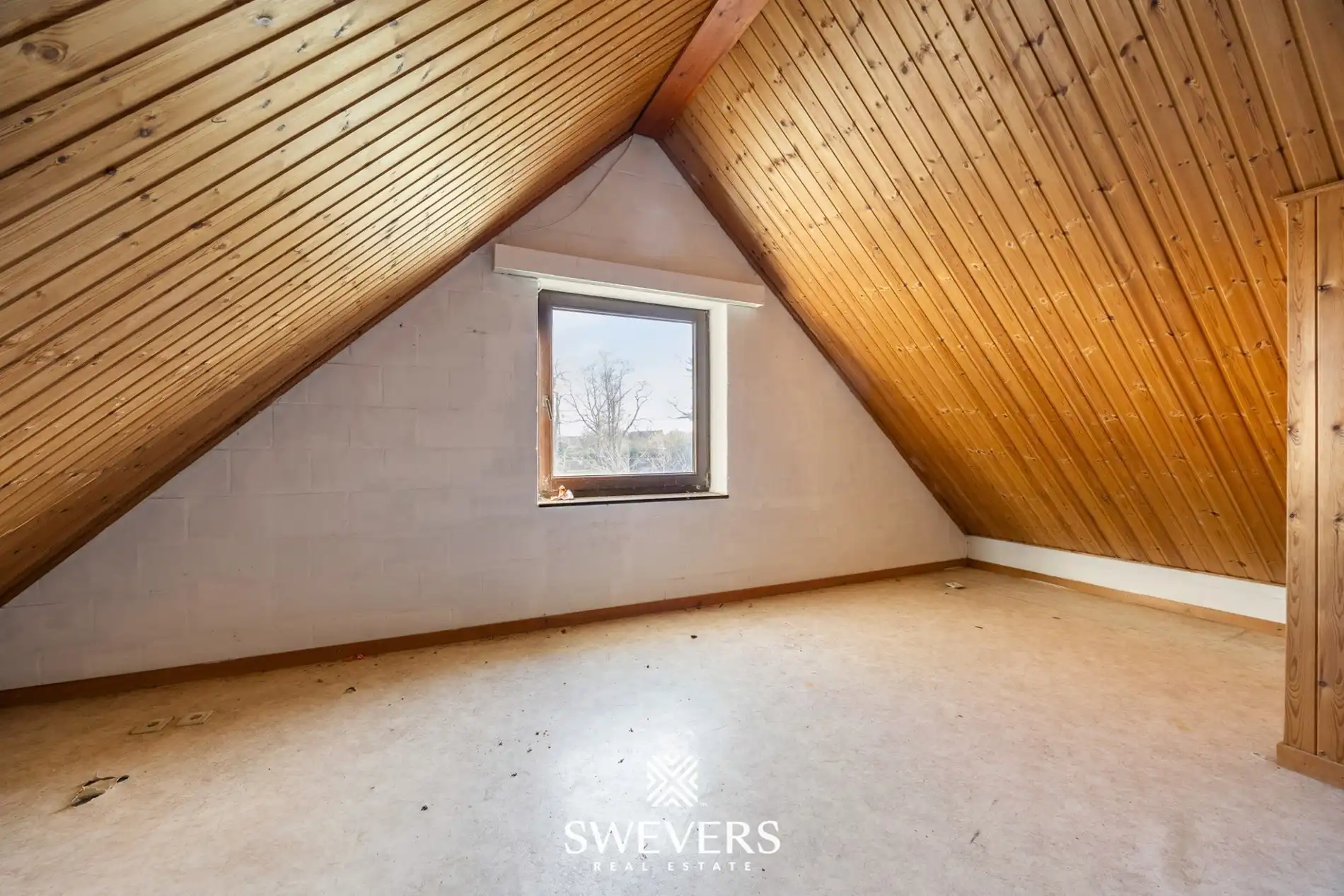 Te renoveren open bebouwing met ruime volumes en zuidgericht perceel in Heusden   foto 26