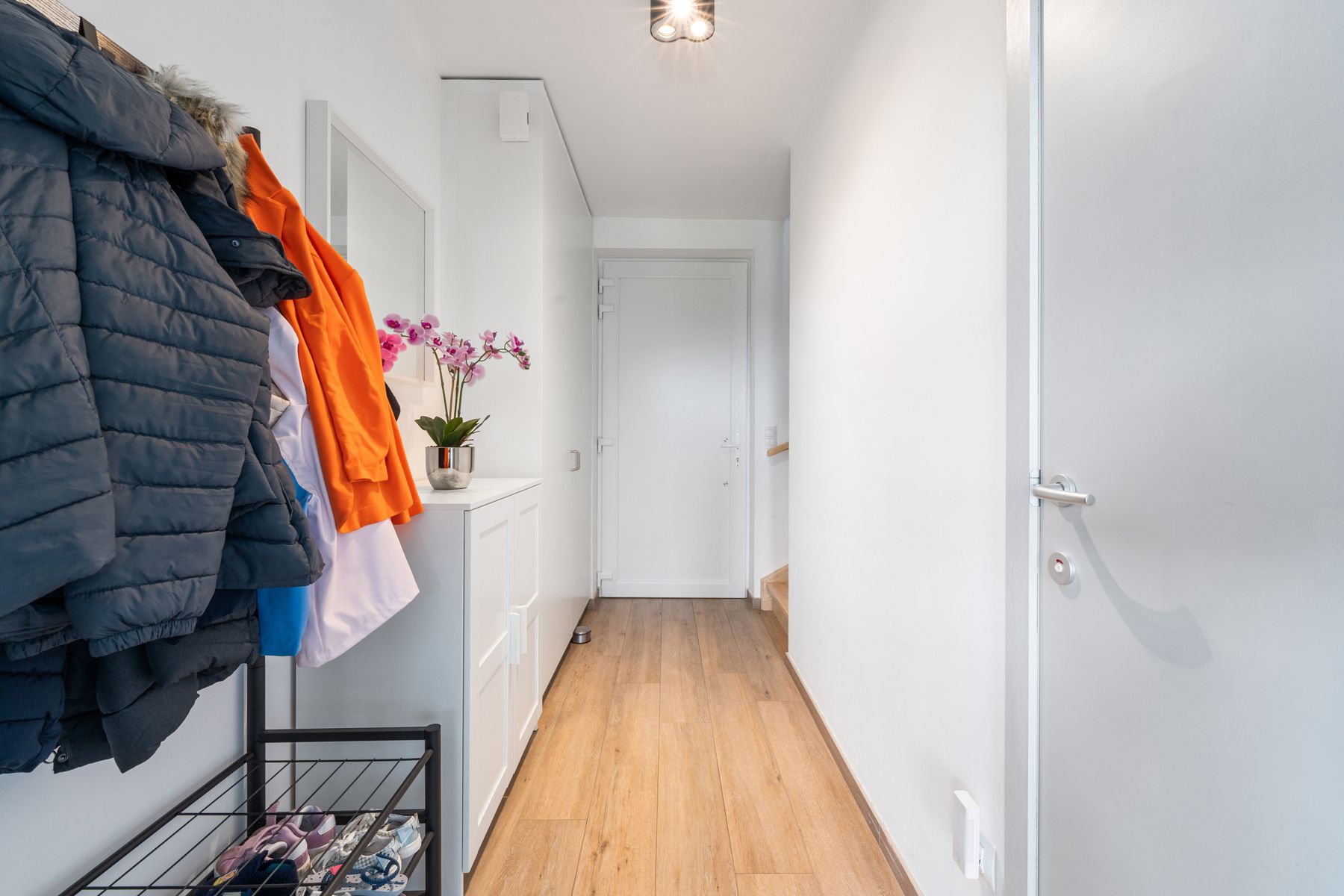 Rustig gelegen alleenstaande woning uit 2019 foto 10